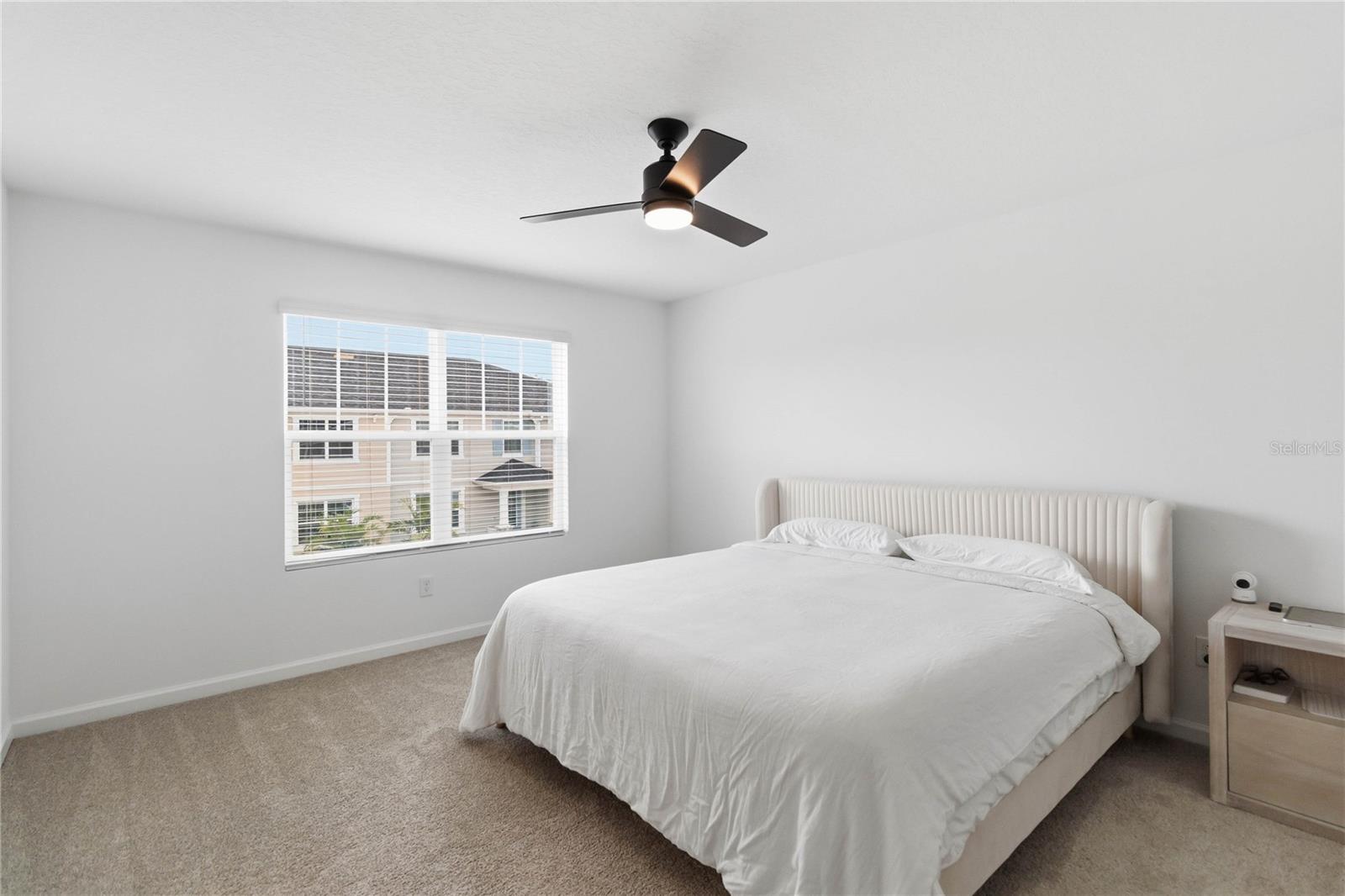 HICKORY GROVE TWNHMS - Residential