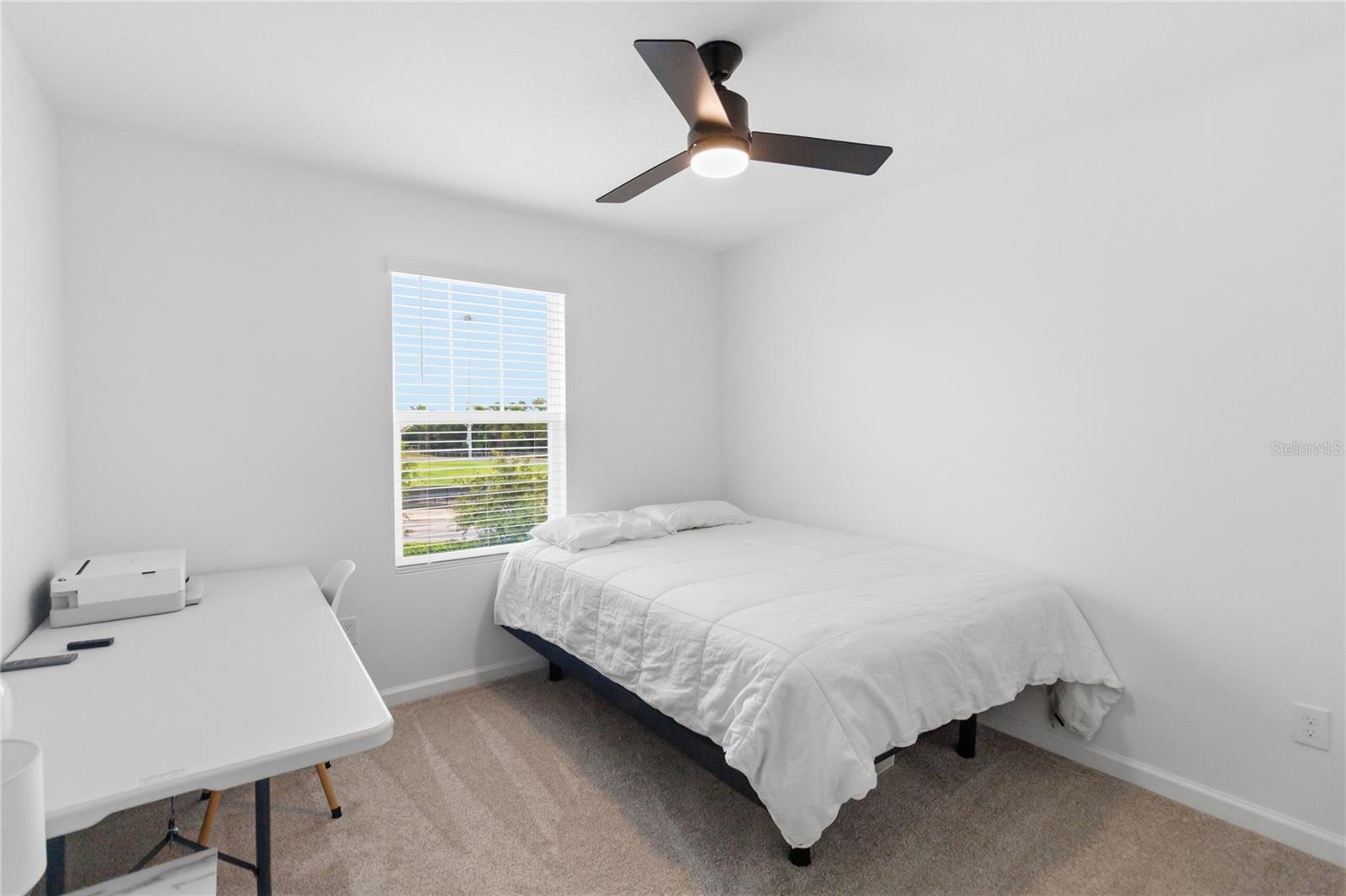 HICKORY GROVE TWNHMS - Residential