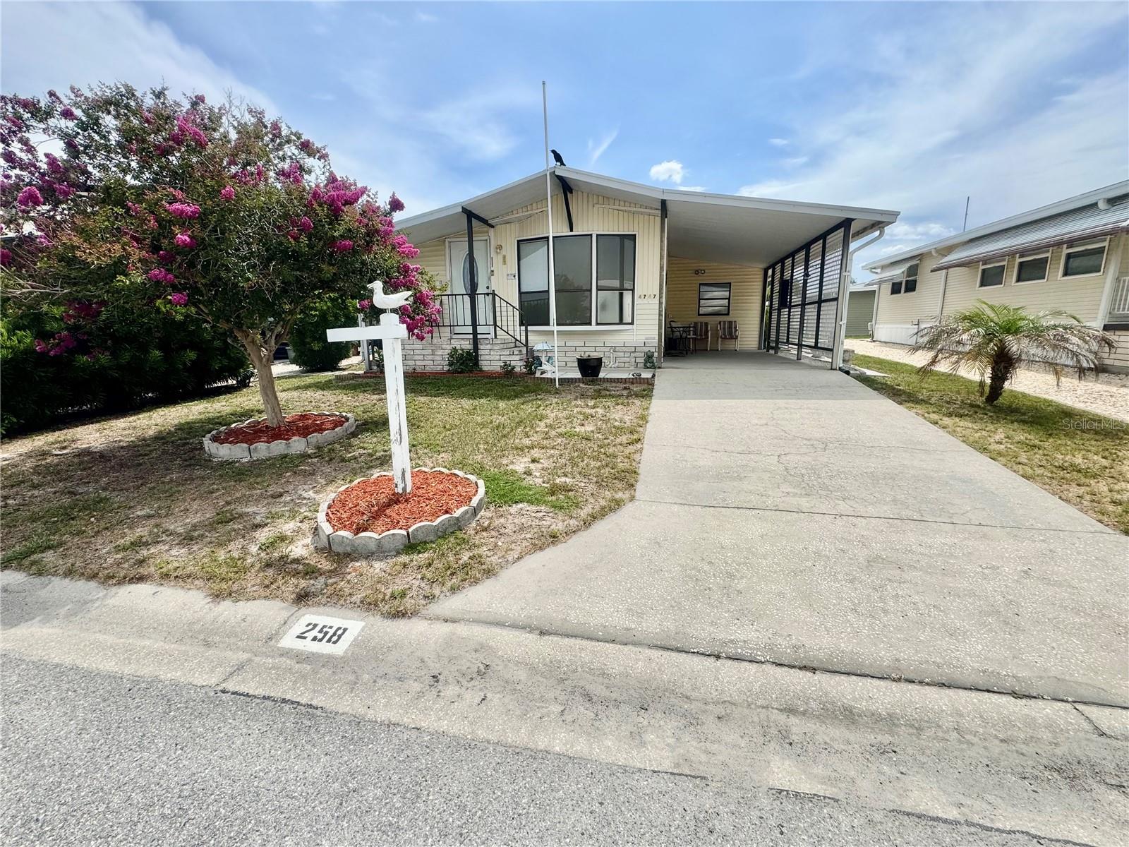 AMERICAN CONDOMINIUM PARKS-ZEPHYRHILLS - Residential