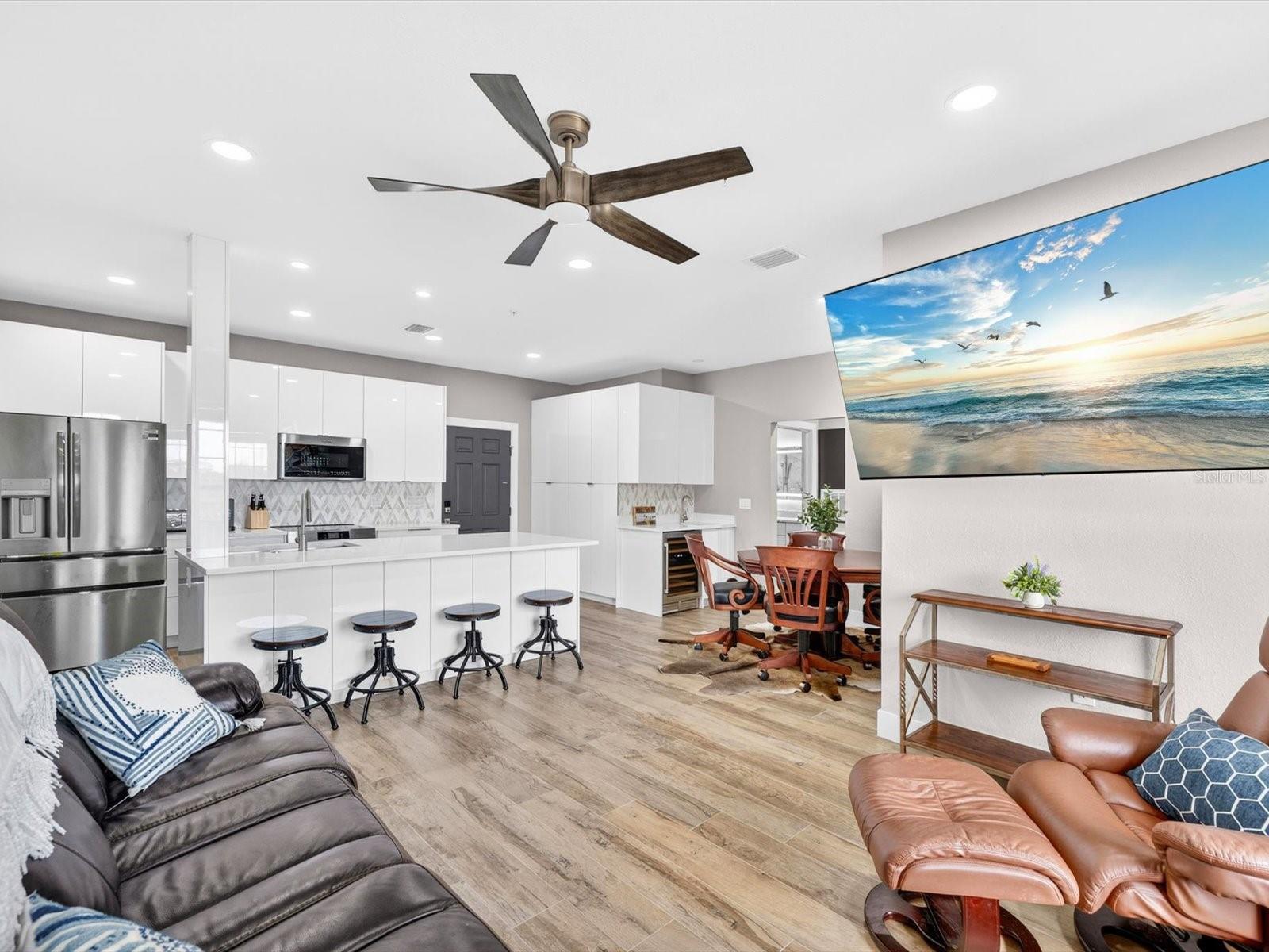 CULBREATH KEY BAYSIDE CONDOMIN - Residential