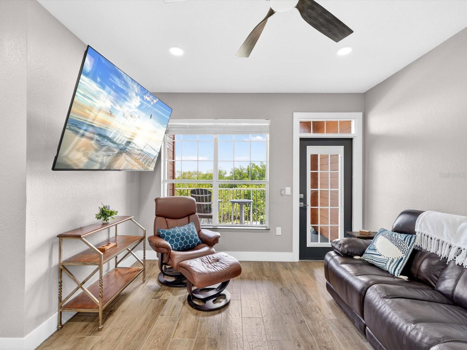 CULBREATH KEY BAYSIDE CONDOMIN - Residential
