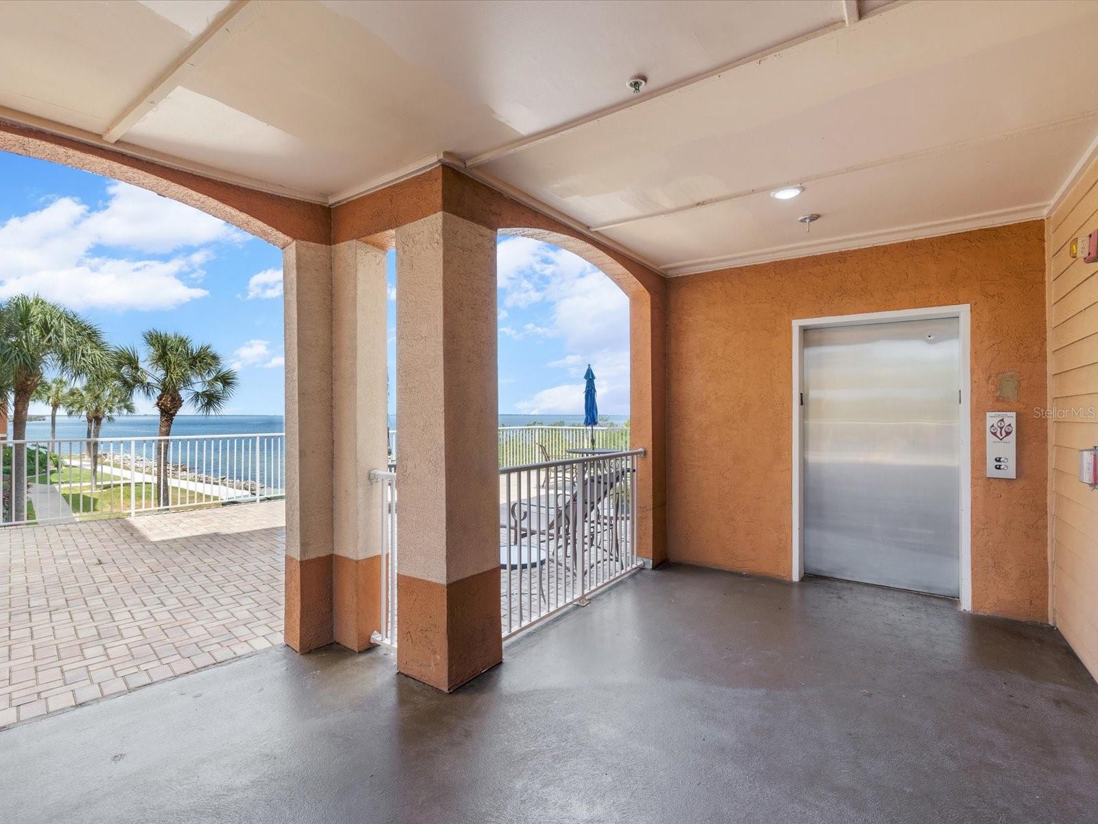 CULBREATH KEY BAYSIDE CONDOMIN - Residential