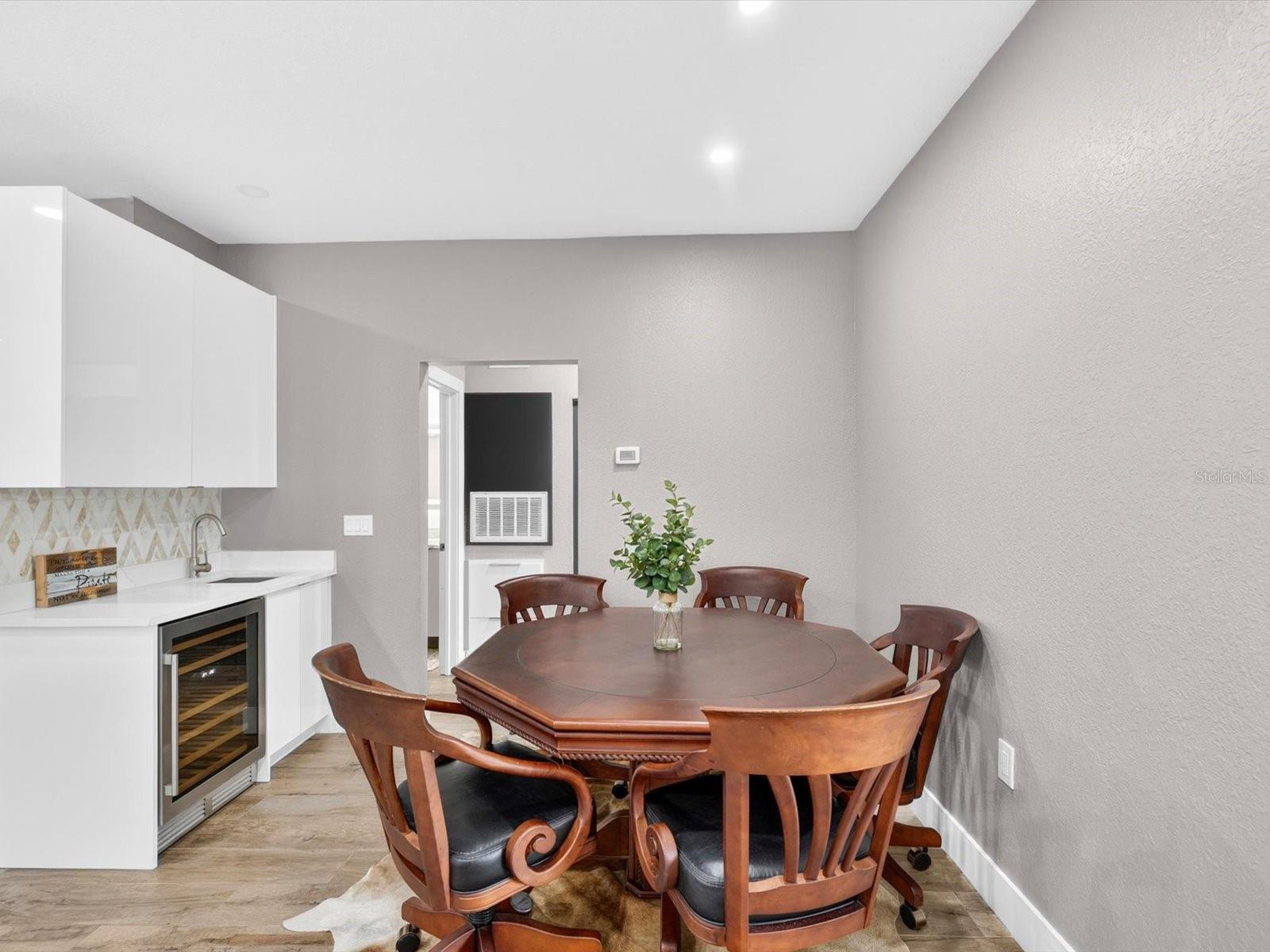 CULBREATH KEY BAYSIDE CONDOMIN - Residential