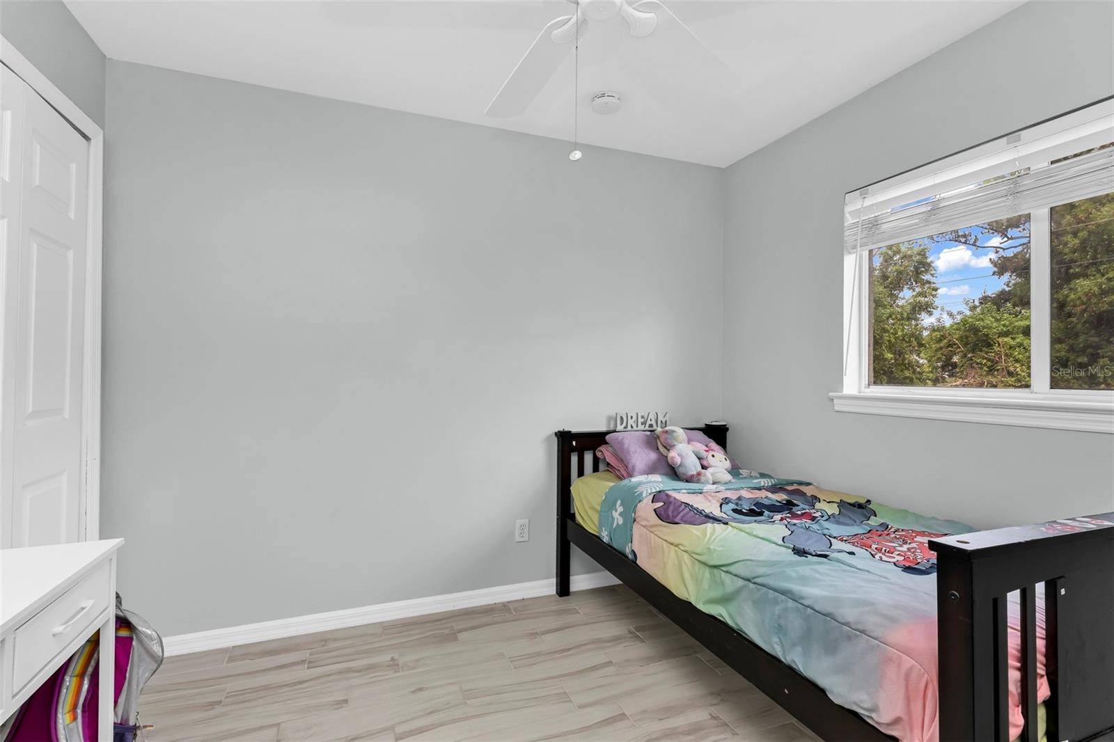 LEHIGH ESTATES - Residential Income