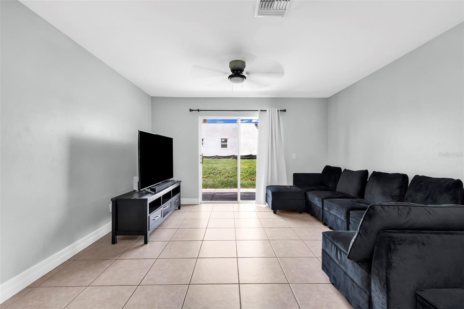 LEHIGH ESTATES - Residential Income