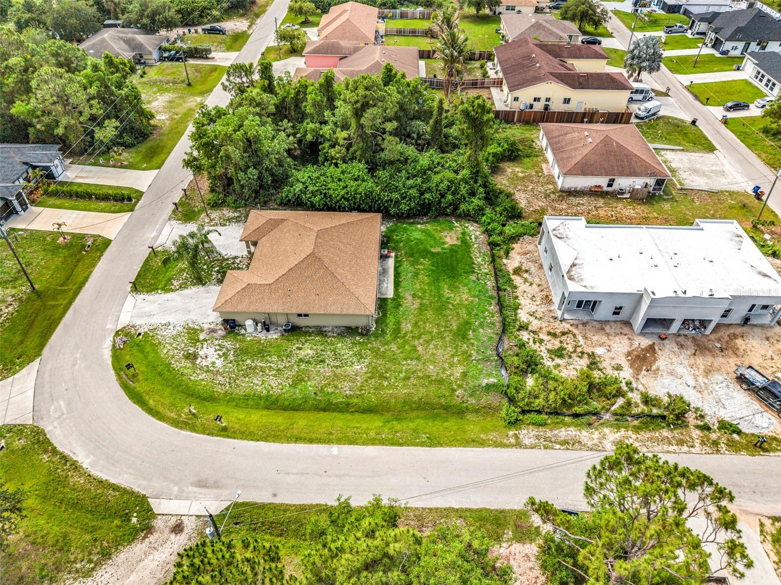 LEHIGH ESTATES - Residential Income