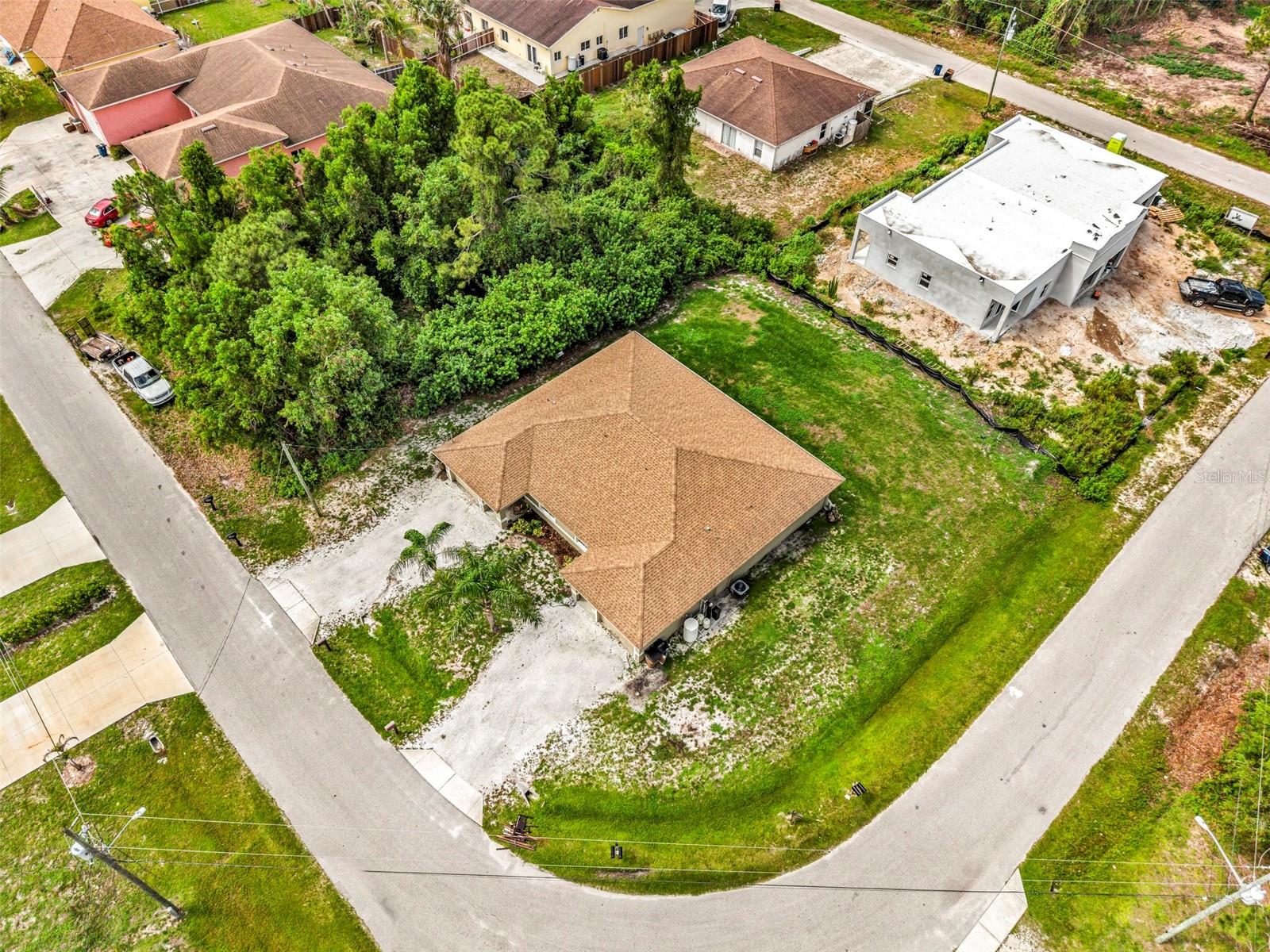 LEHIGH ESTATES - Residential Income