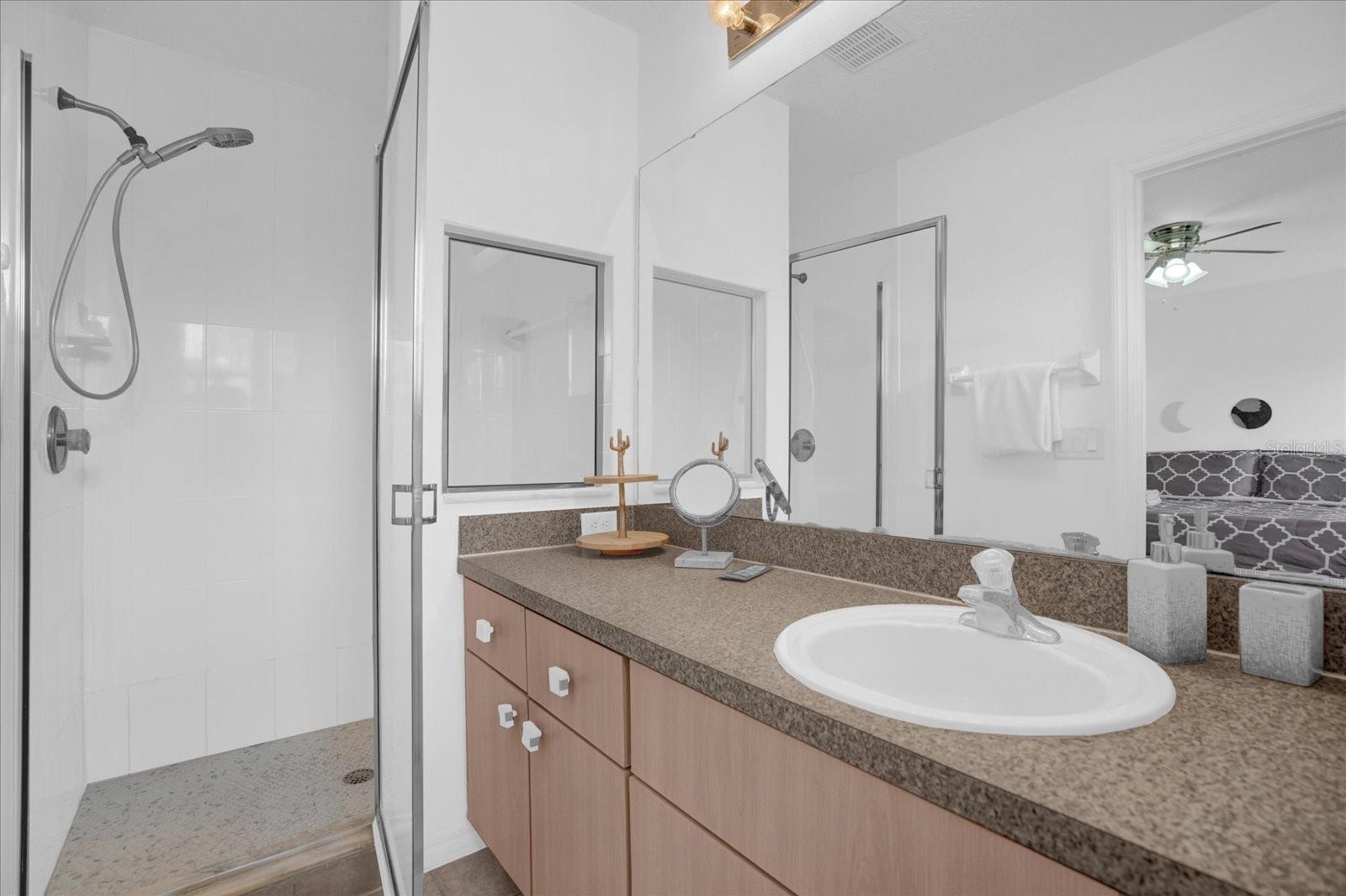 FIESTA KEY - Residential Lease