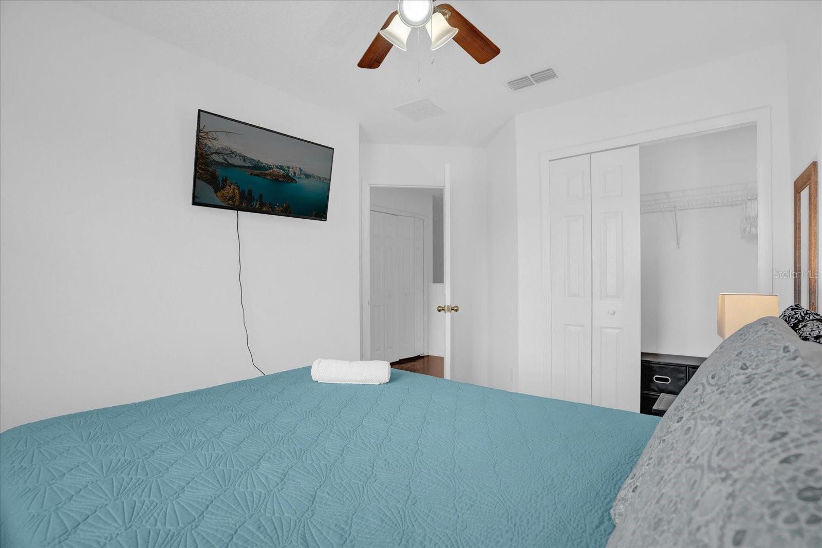 FIESTA KEY - Residential Lease