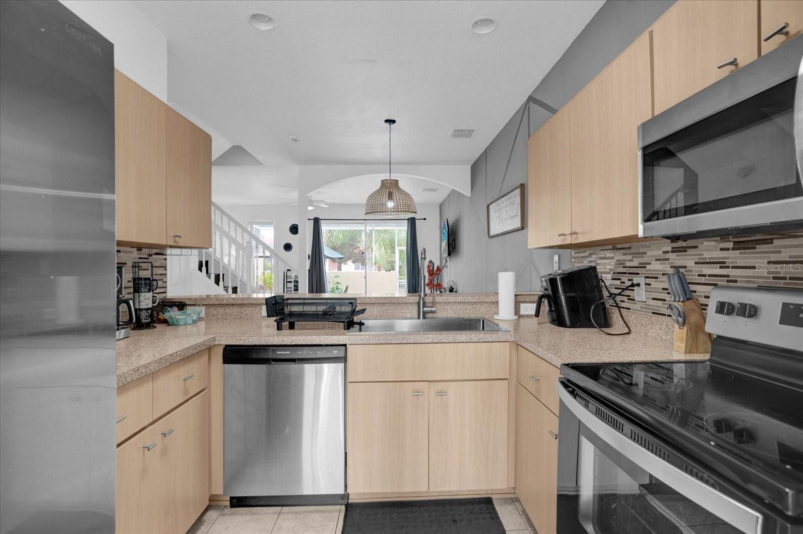 FIESTA KEY - Residential Lease