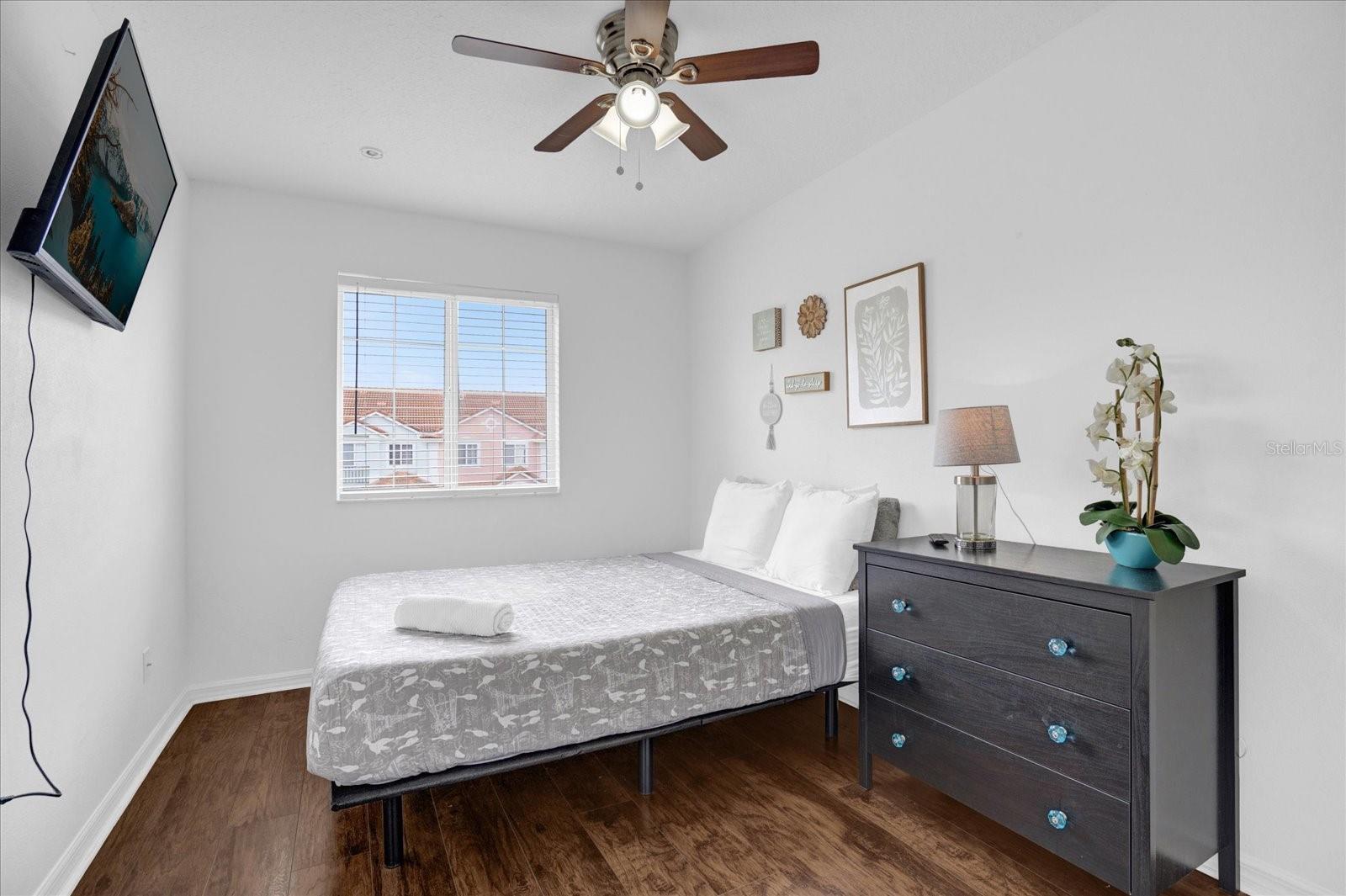 FIESTA KEY - Residential Lease