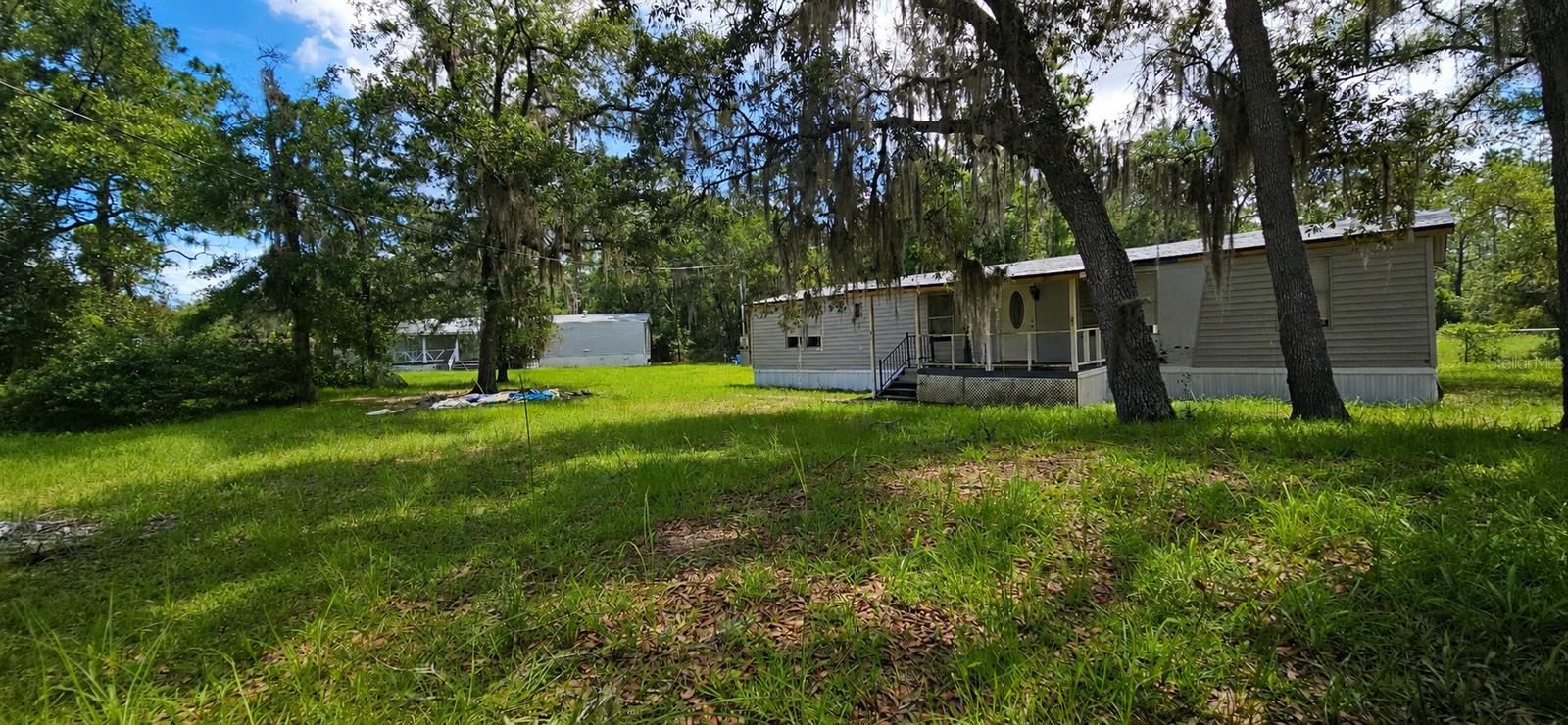 INTERLACHEN LAKES ESTATES - Residential