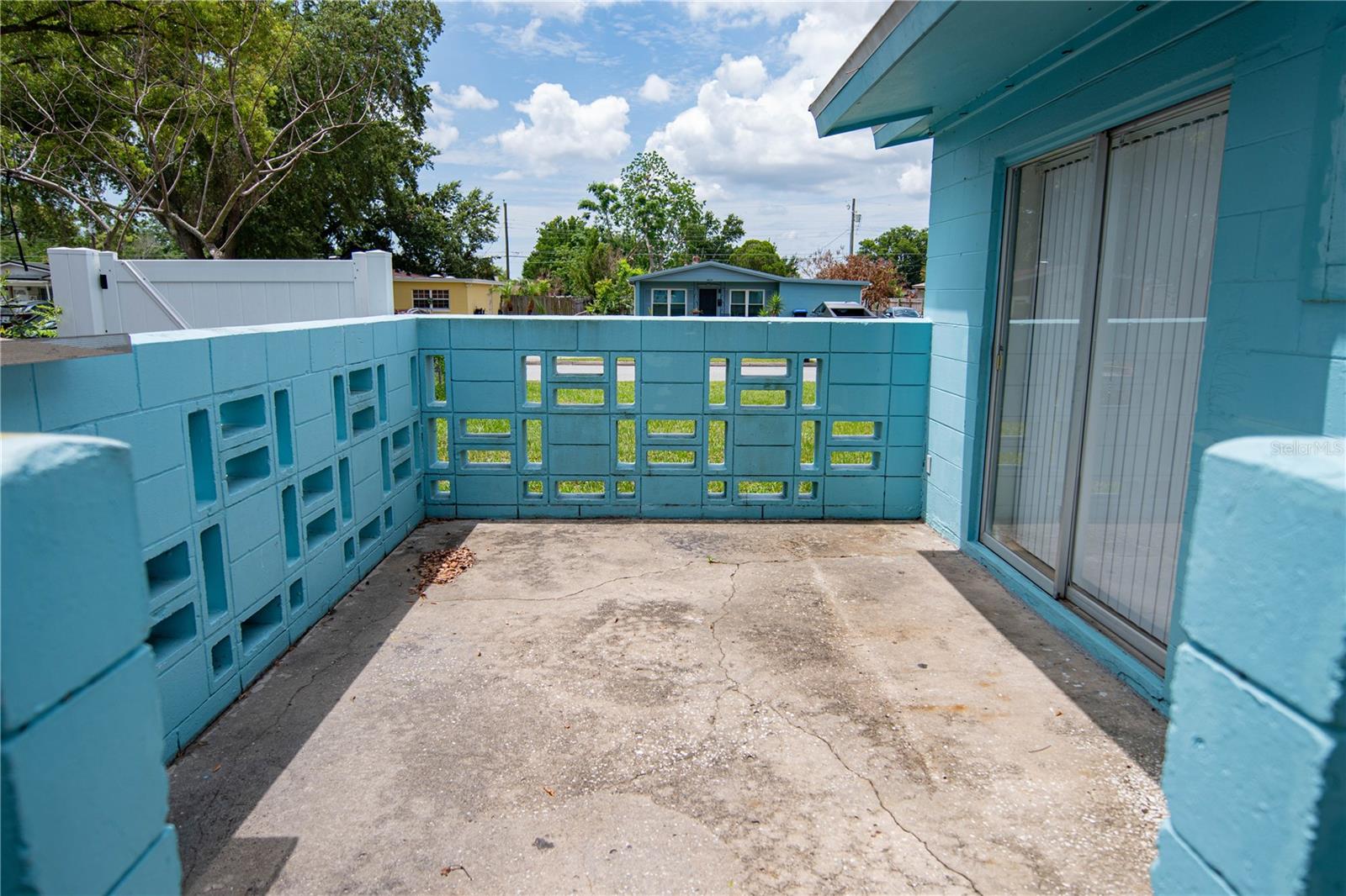 TANGELO PARK SEC 04 - Residential Lease