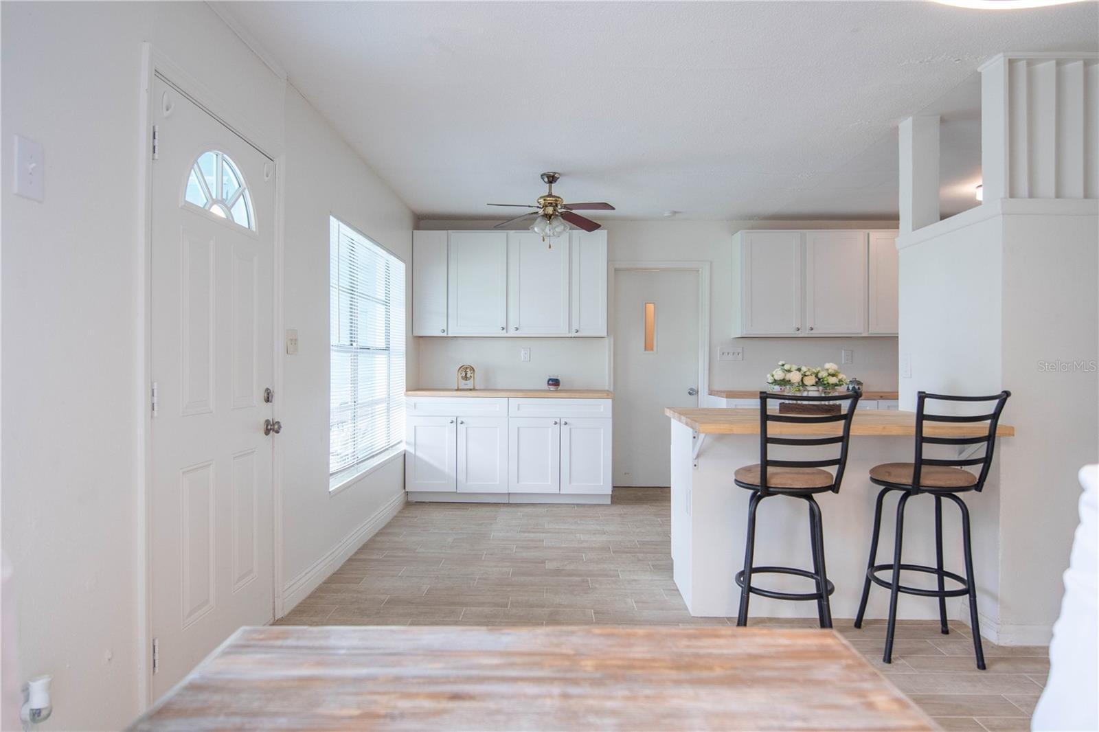 TANGELO PARK SEC 04 - Residential Lease