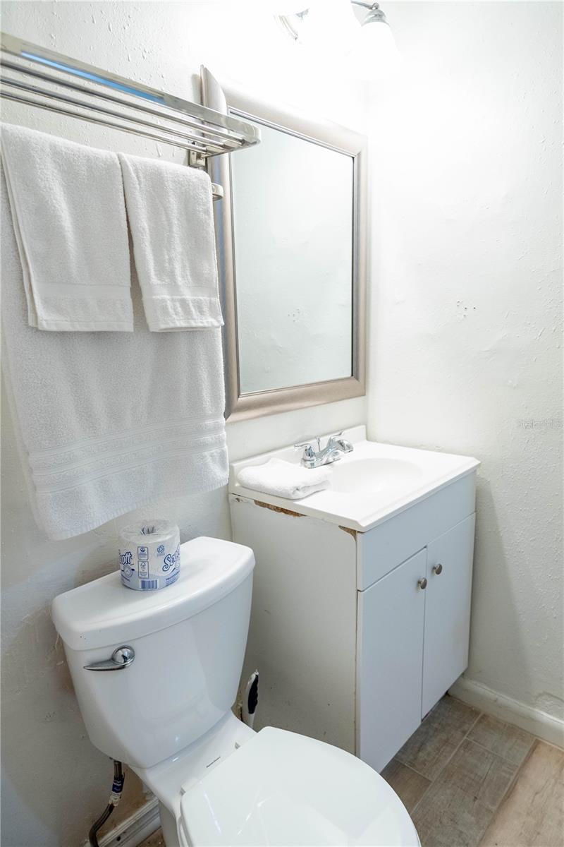 TANGELO PARK SEC 04 - Residential Lease
