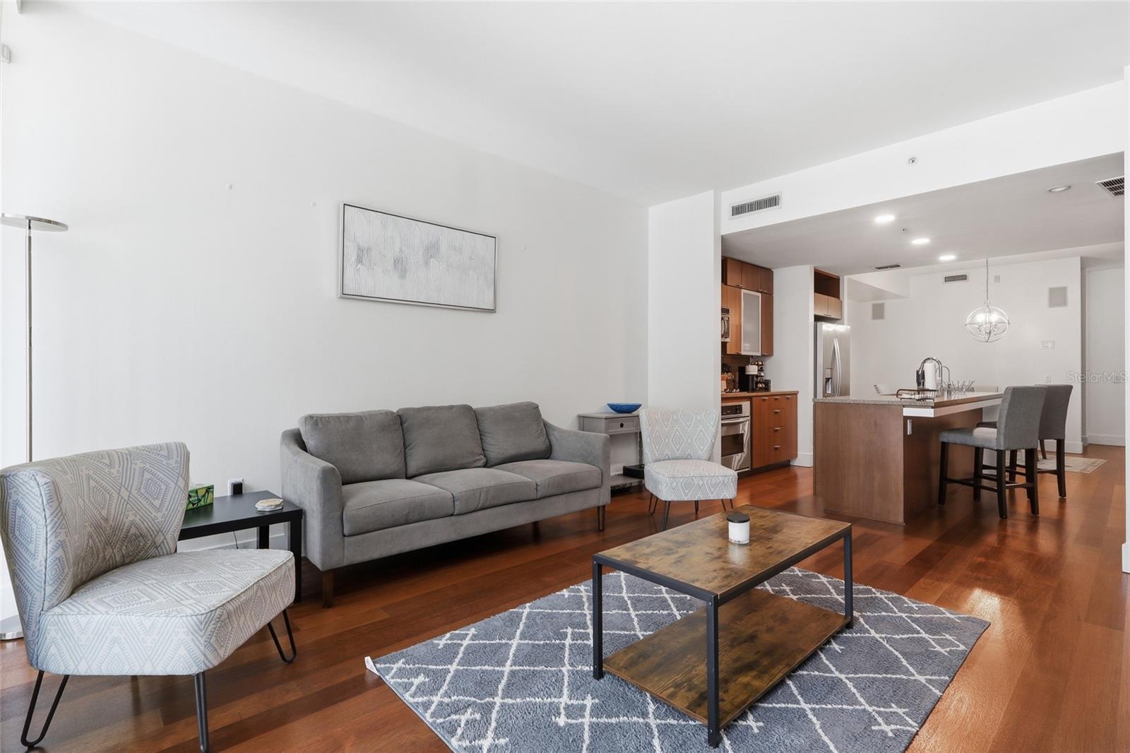 THE PLACE AT CHANNELSIDE A CON - Residential