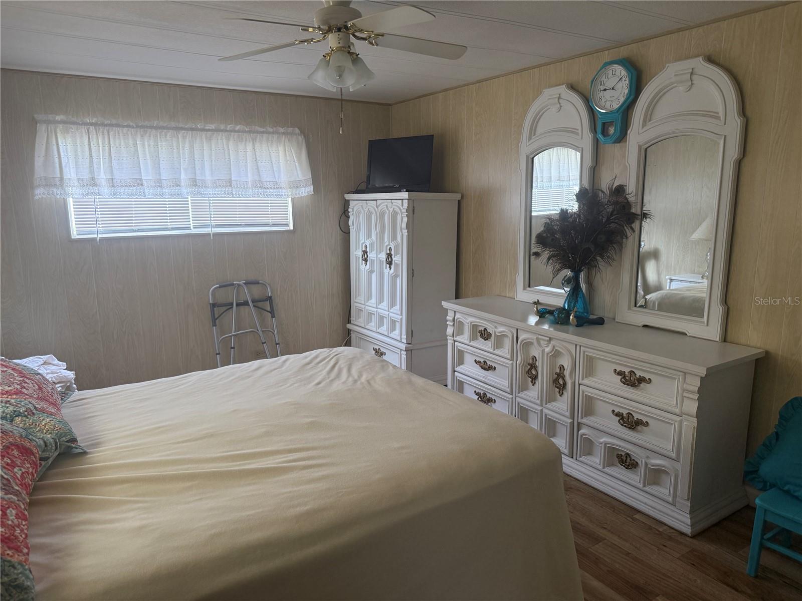 VALLEYDALE ACRES - Residential