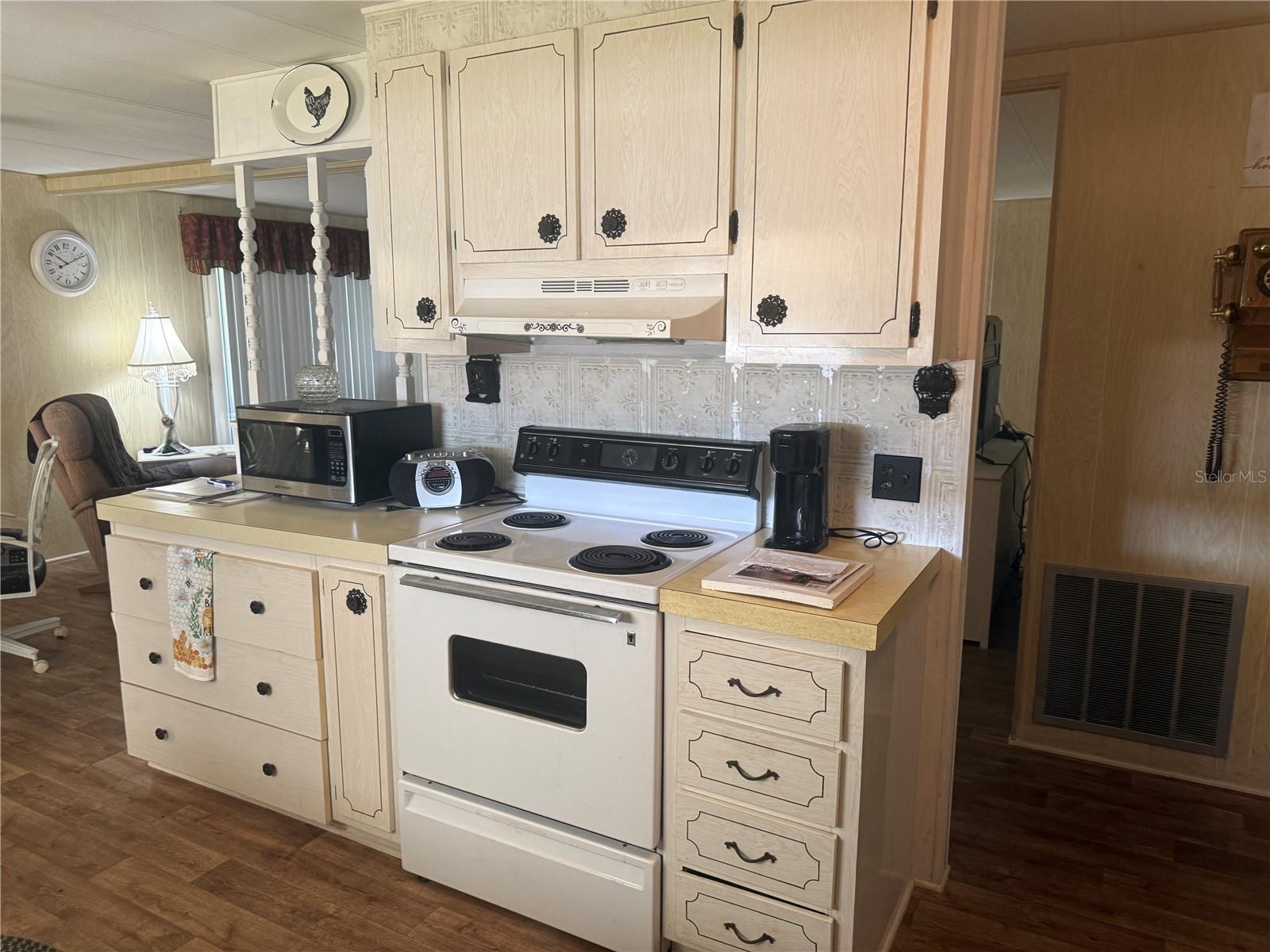 VALLEYDALE ACRES - Residential