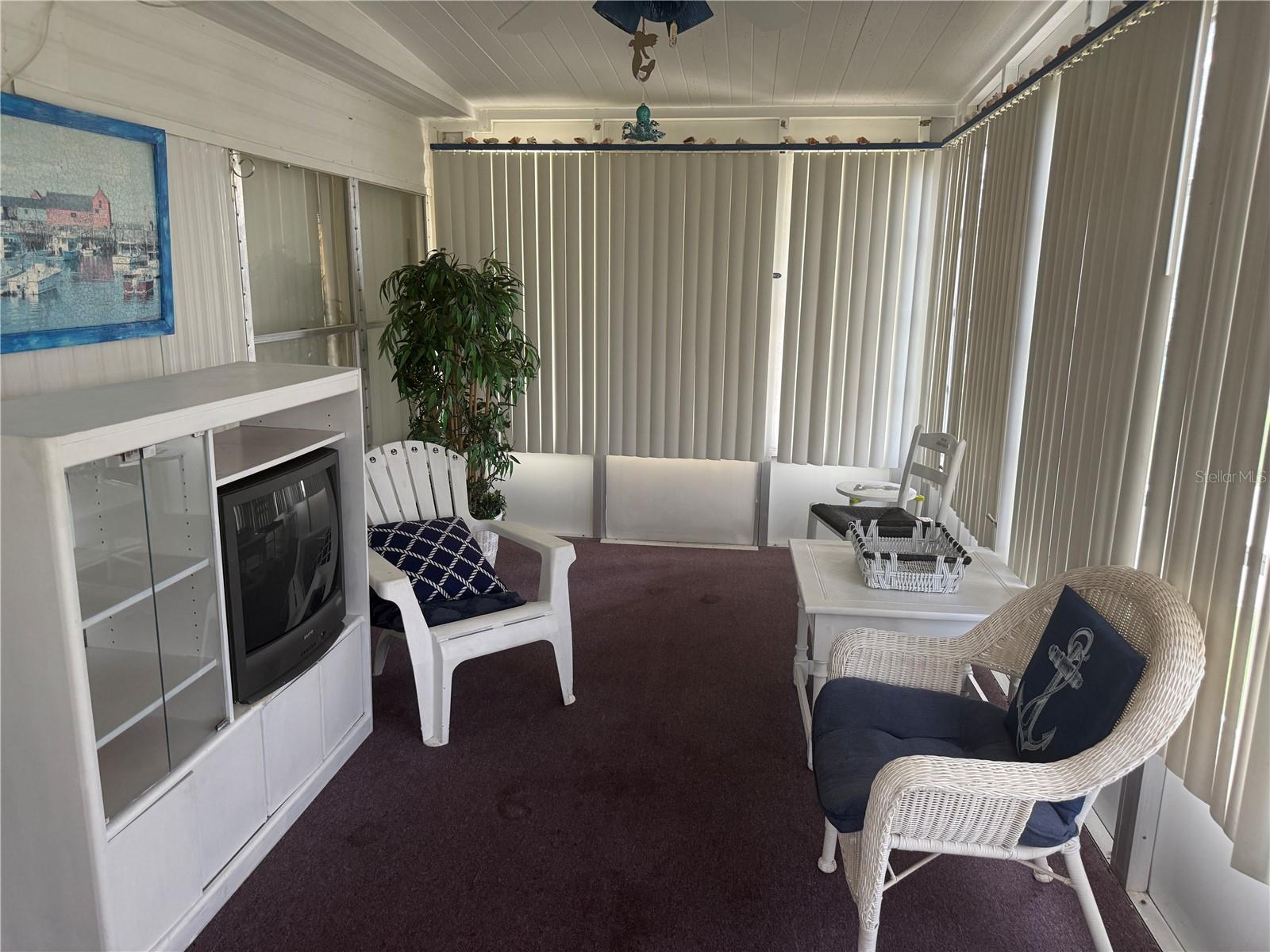 VALLEYDALE ACRES - Residential