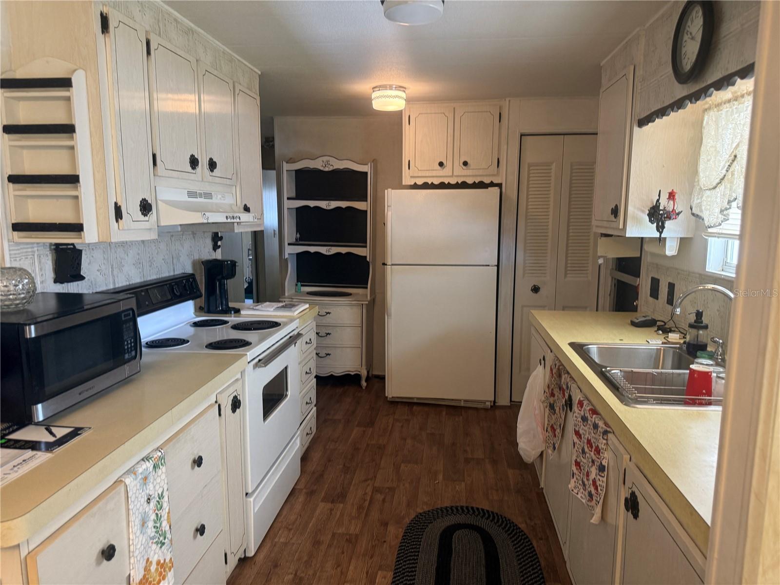 VALLEYDALE ACRES - Residential