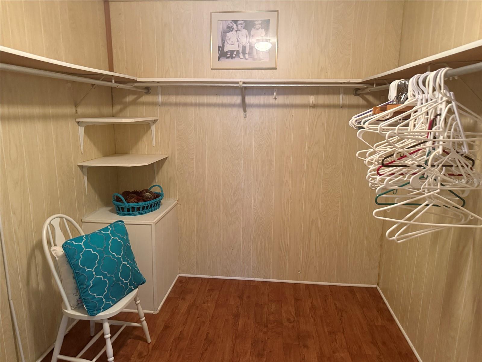 VALLEYDALE ACRES - Residential