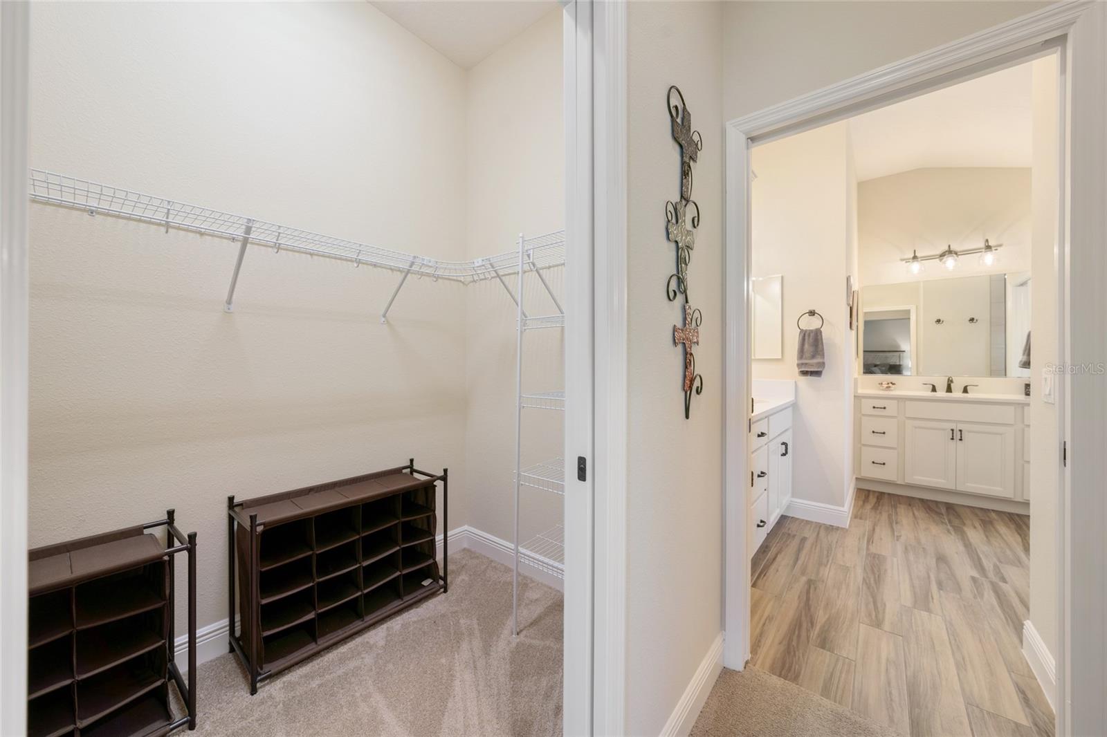VILLAGES/SOUTHERN OAKS UN 51 - Residential
