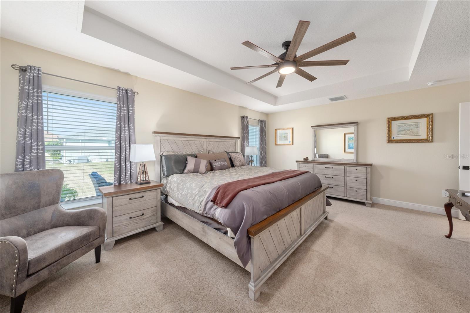 VILLAGES/SOUTHERN OAKS UN 51 - Residential