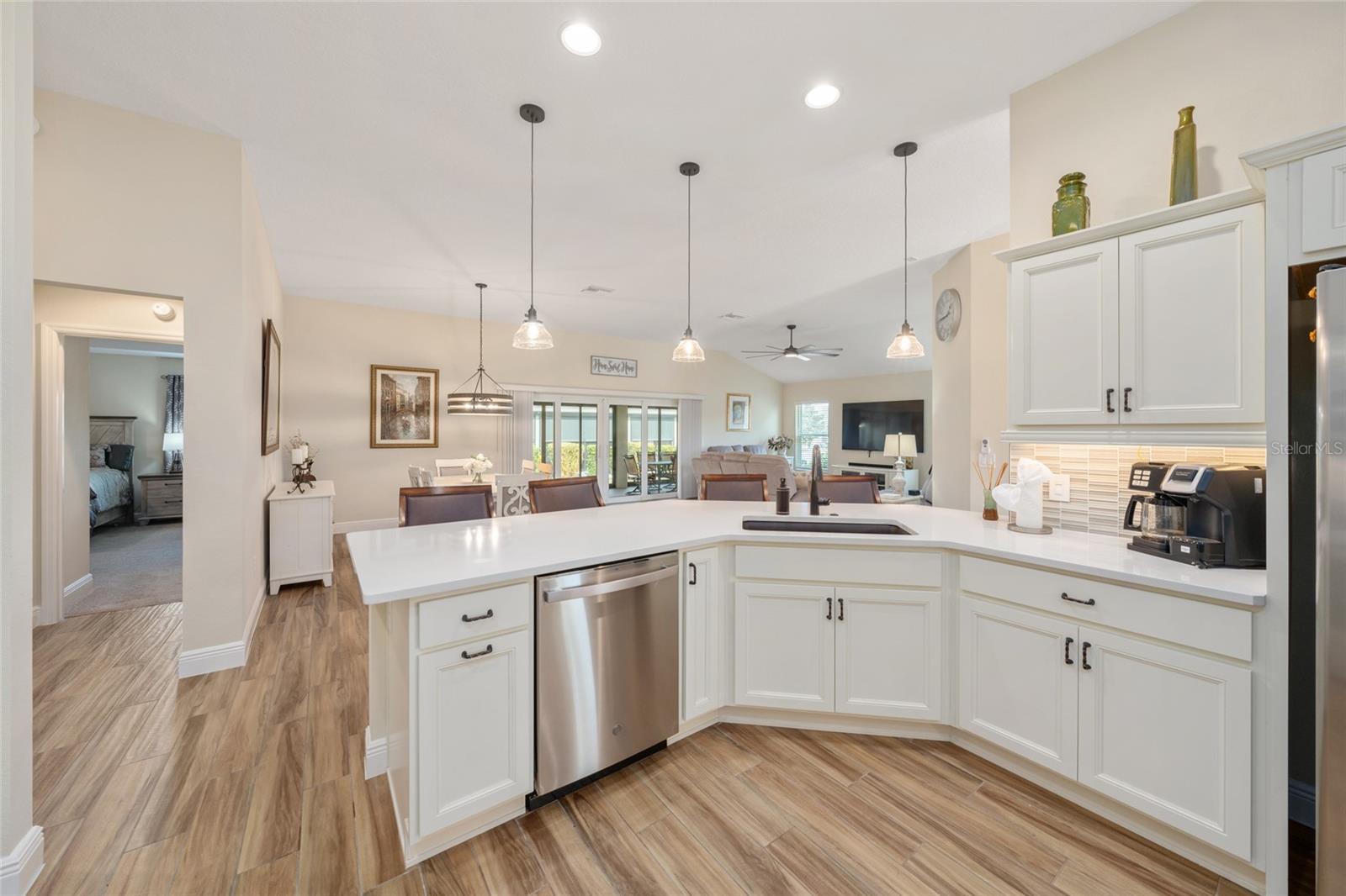 VILLAGES/SOUTHERN OAKS UN 51 - Residential