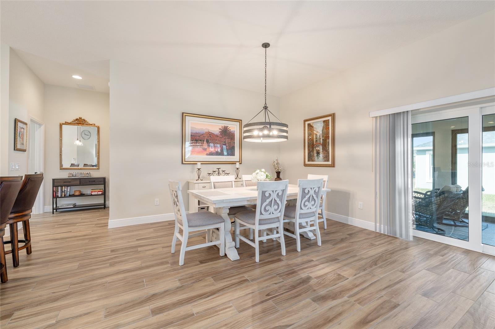 VILLAGES/SOUTHERN OAKS UN 51 - Residential