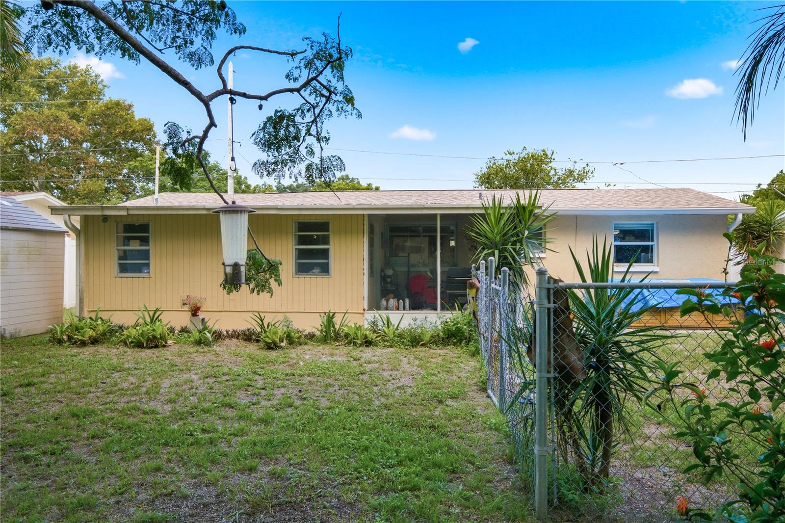 HOLIDAY HILL SUB - Residential