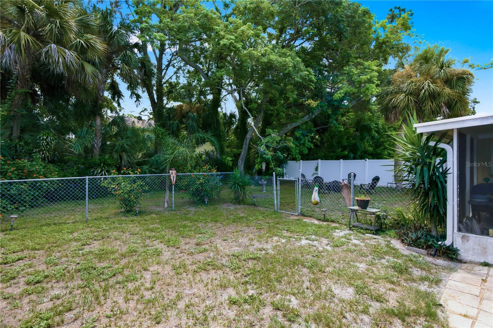HOLIDAY HILL SUB - Residential