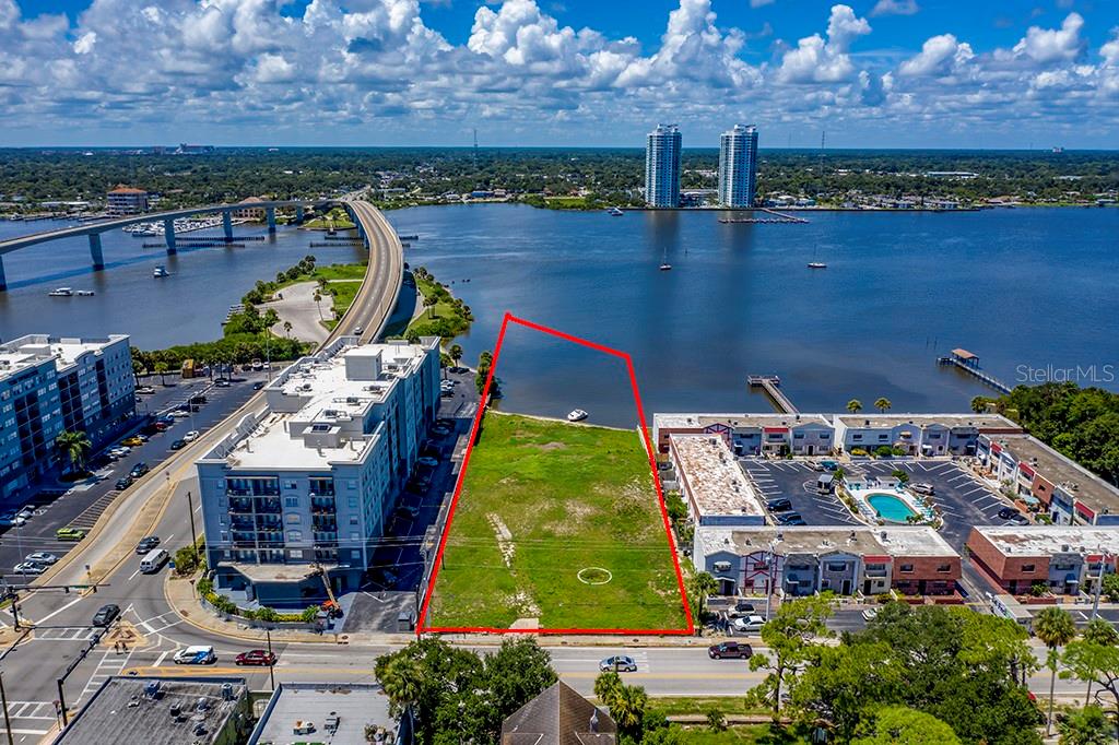 DAYTONA NORTH - Land