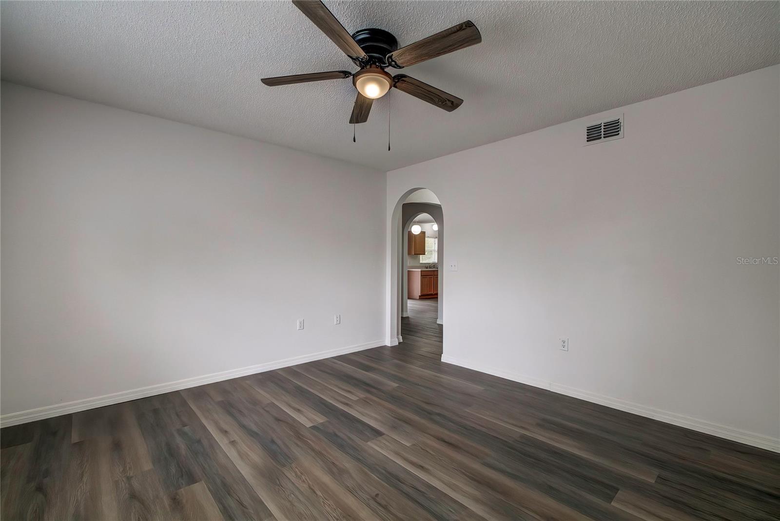 SPRING HILL - Residential Lease