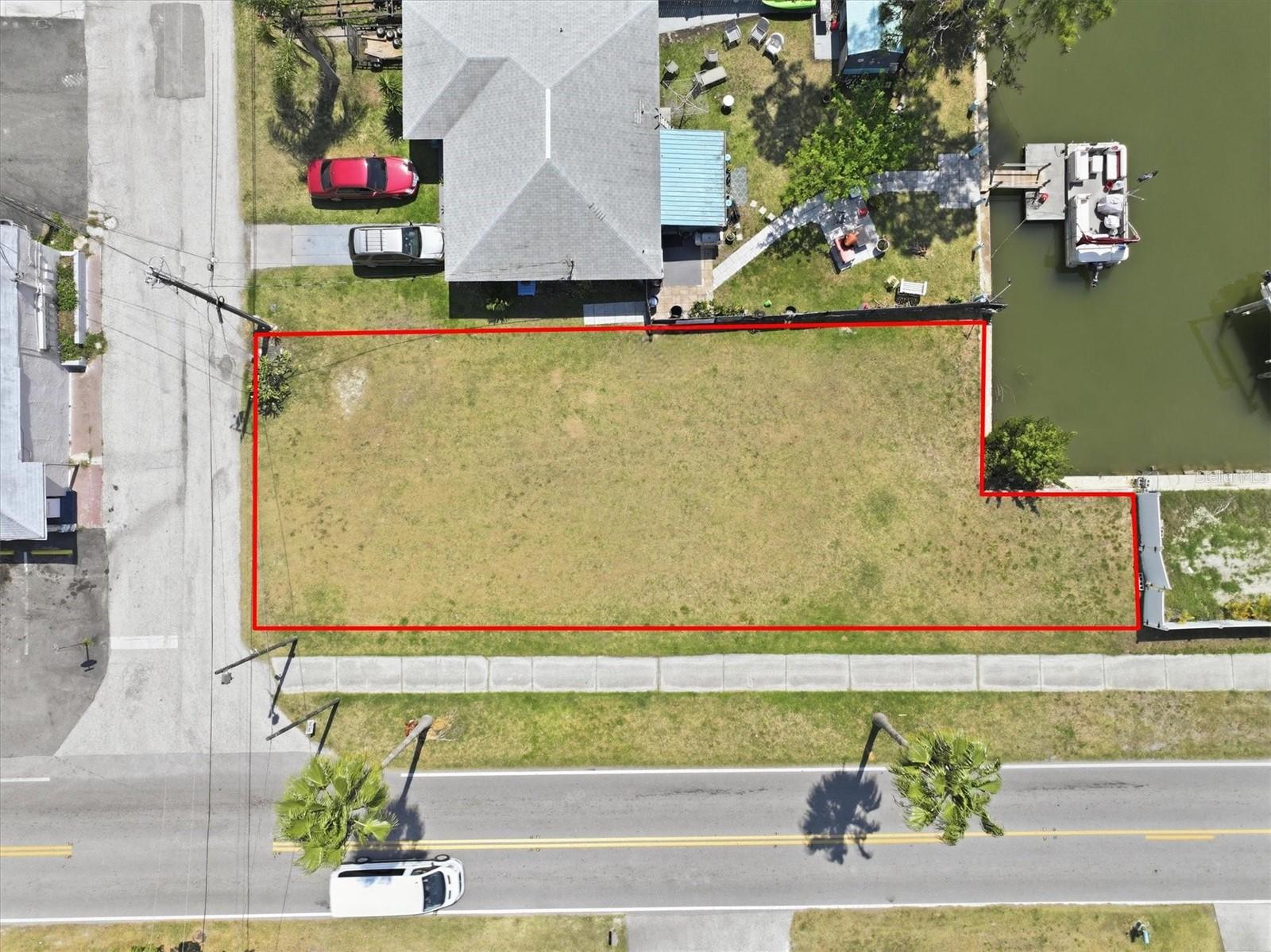 HUDSON BEACH ESTATES - Land
