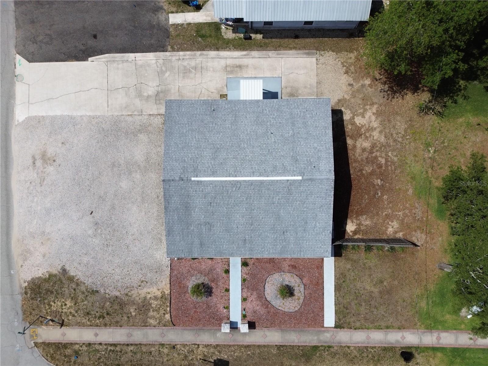 AVON PARK - Commercial Sale