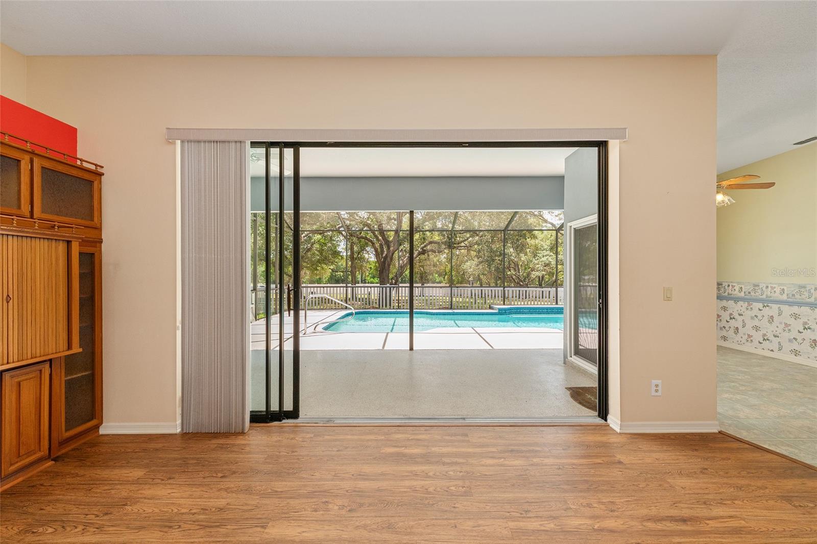 PINE RIDGE UNIT 03 - Residential