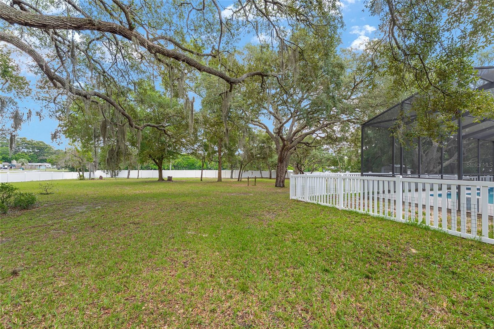 PINE RIDGE UNIT 03 - Residential