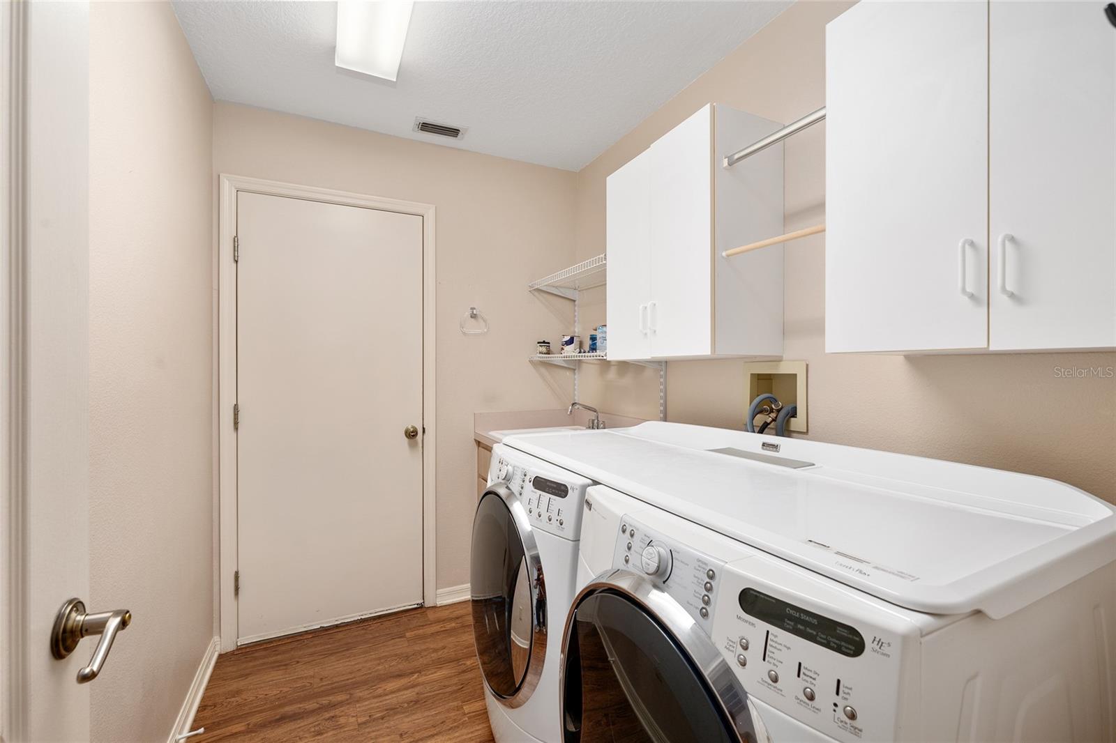PINE RIDGE UNIT 03 - Residential