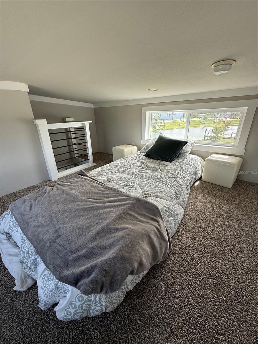 PALM BREEZE - Residential