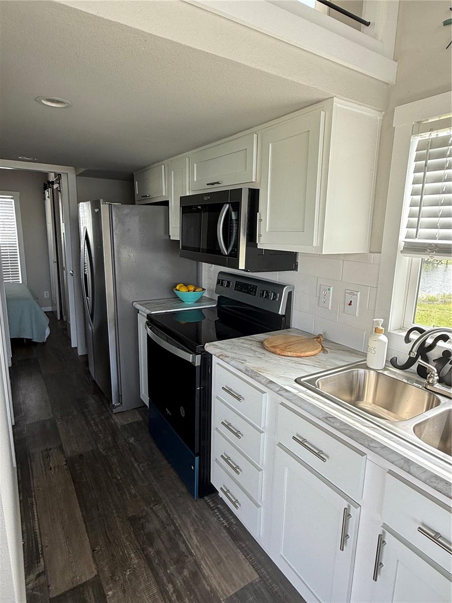 PALM BREEZE - Residential