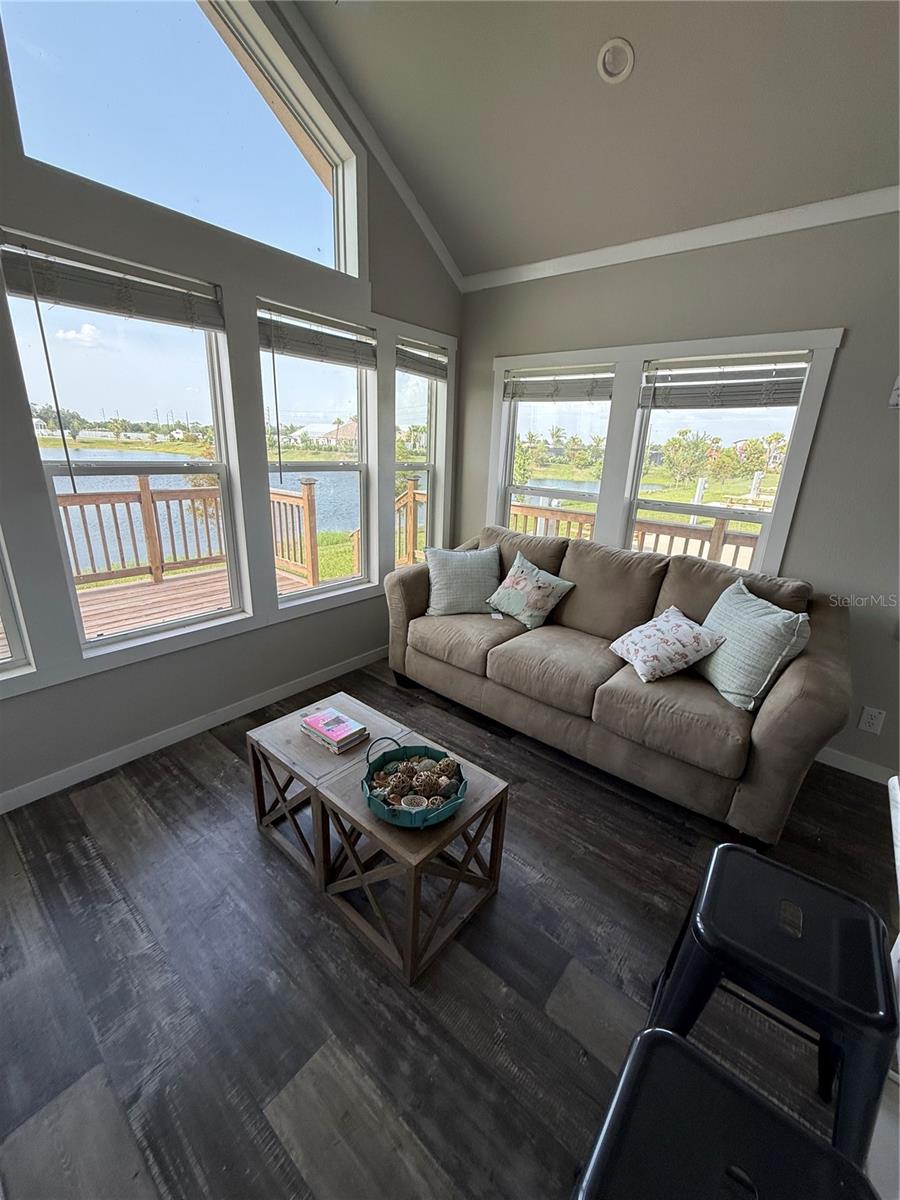 PALM BREEZE - Residential