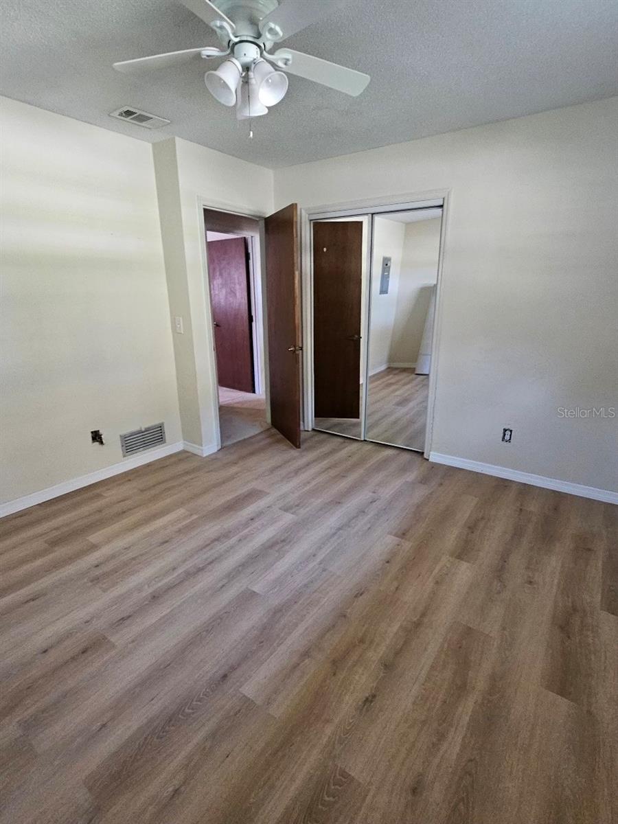 Florida Shores 01 - Residential