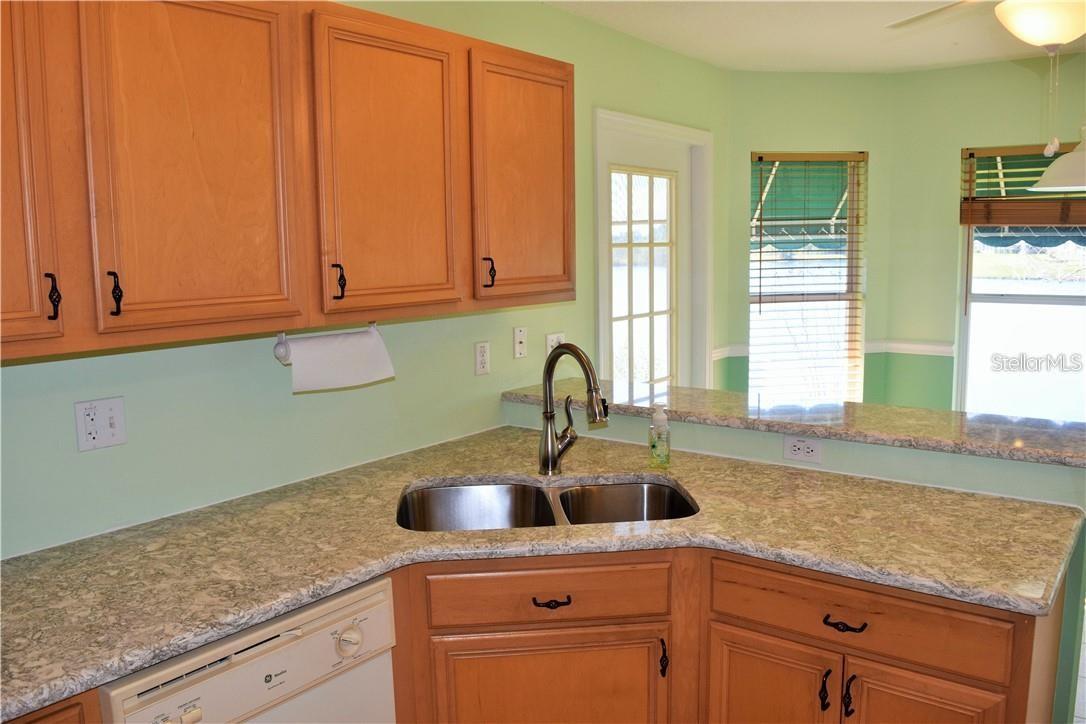 TAMPA BAY GOLF TENNIS CLUB PH 03A - Residential Lease