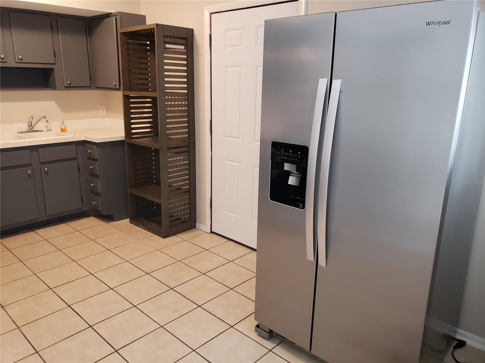 LAGO VISTA SUB - Residential Lease