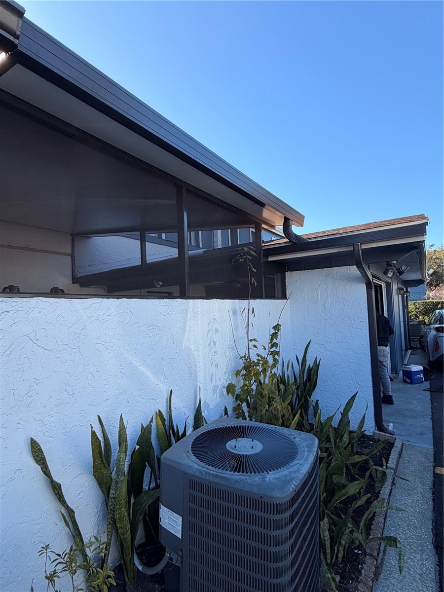 LAGO VISTA SUB - Residential Lease