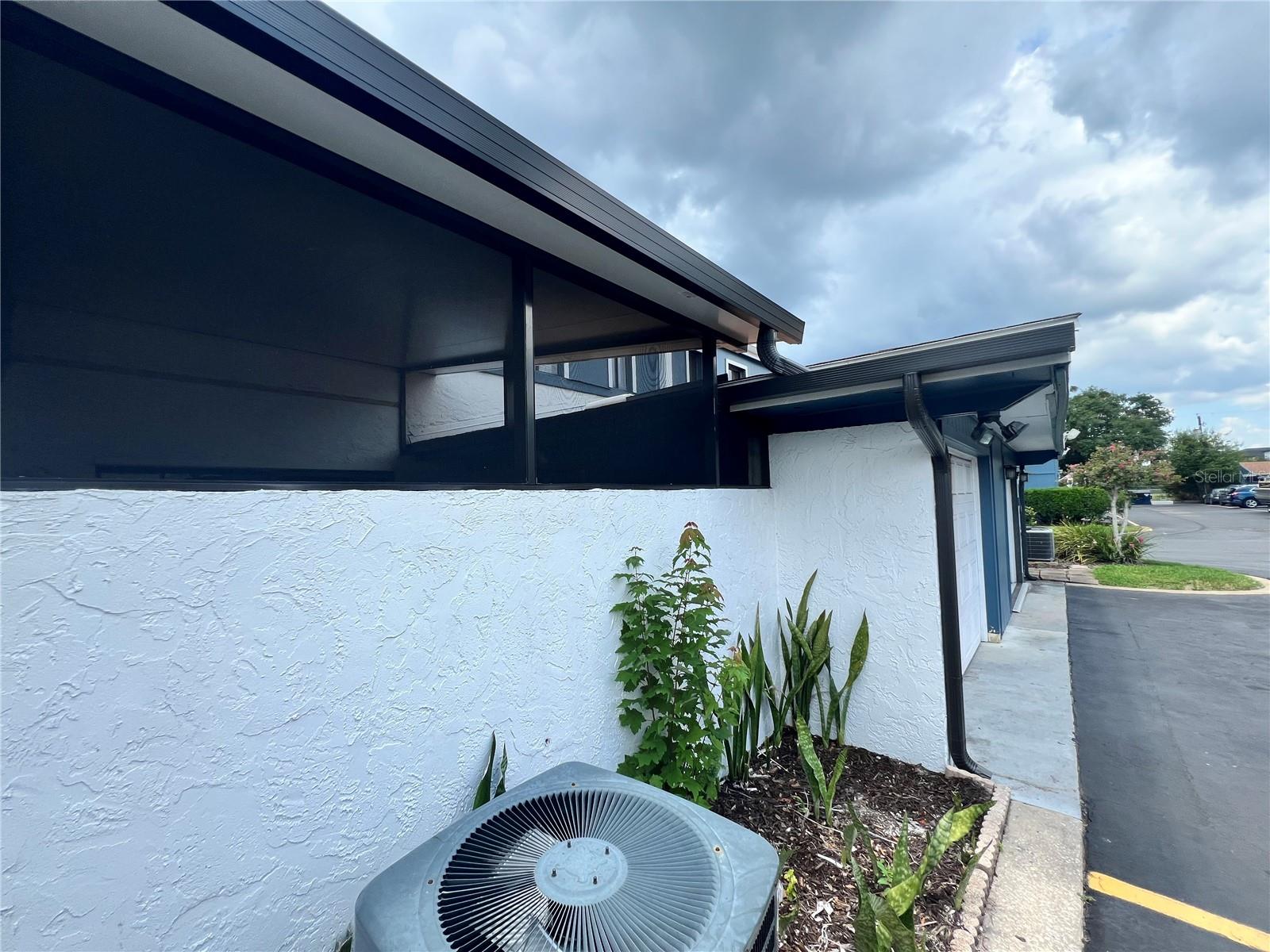 LAGO VISTA SUB - Residential Lease