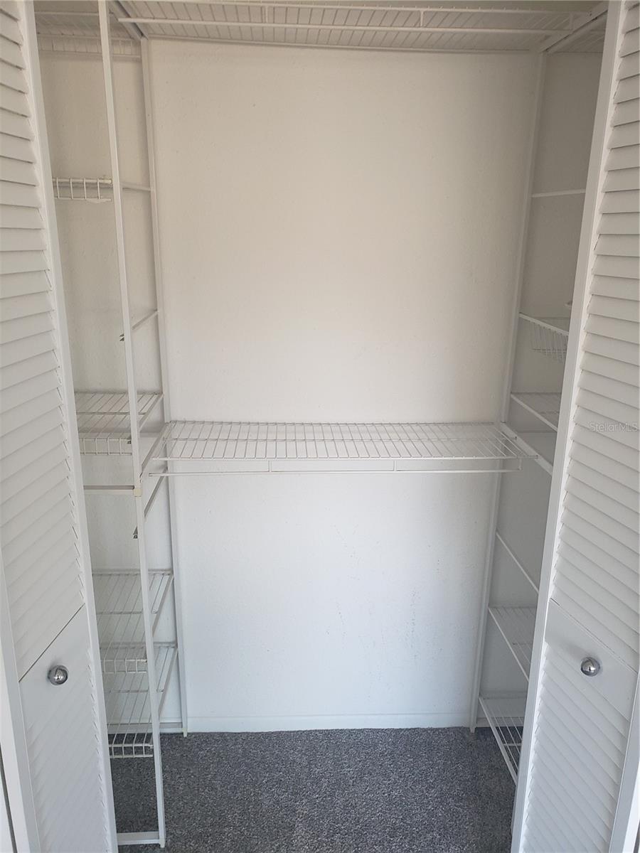 LAGO VISTA SUB - Residential Lease