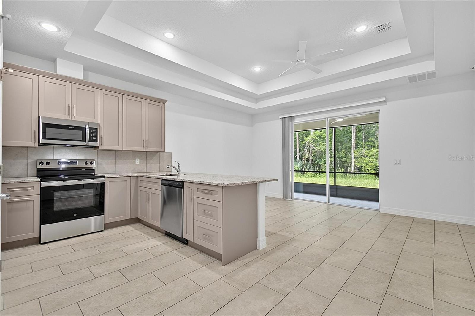 PALM COAST SEC 57 - Residential Lease