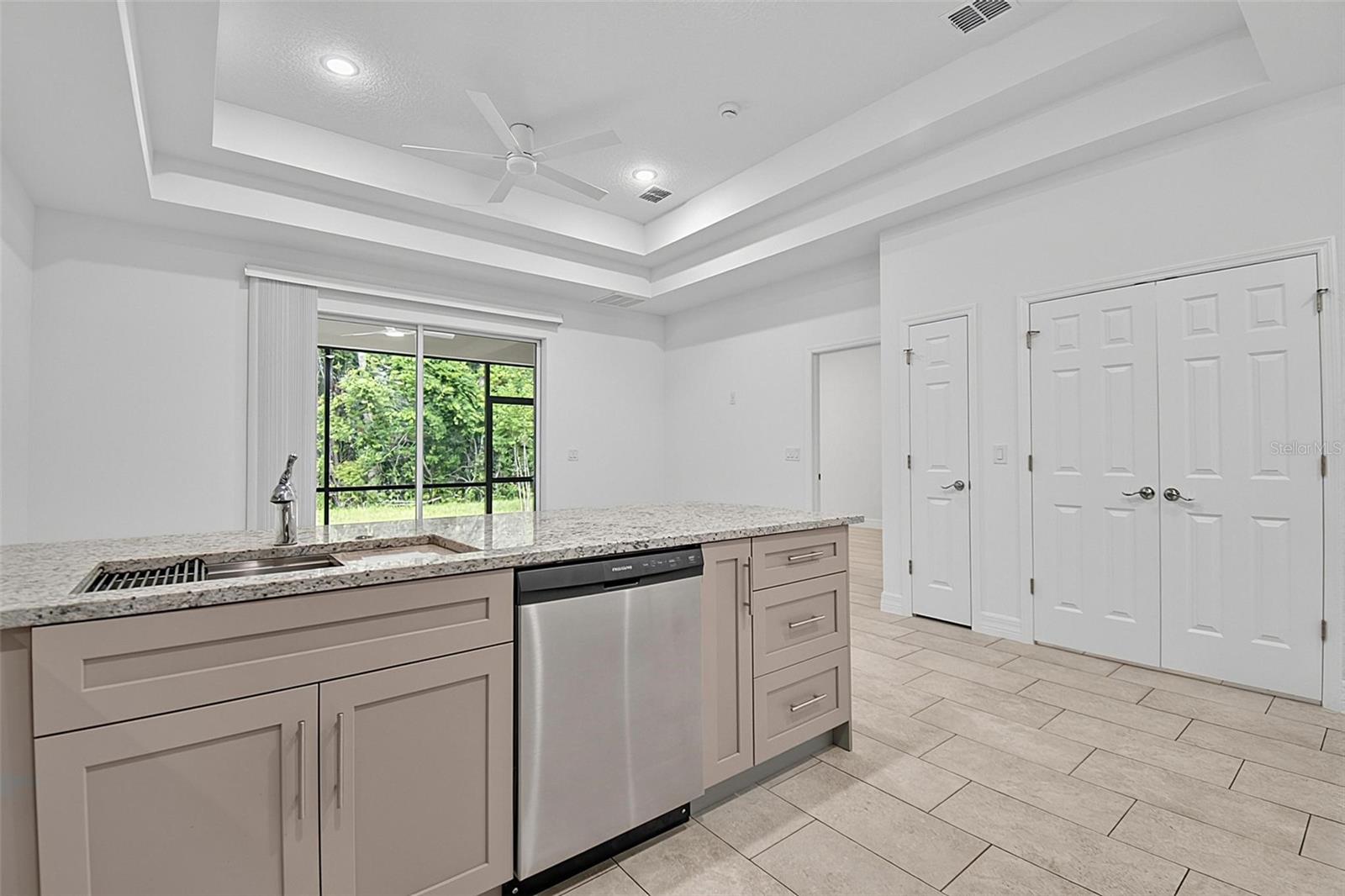 PALM COAST SEC 57 - Residential Lease