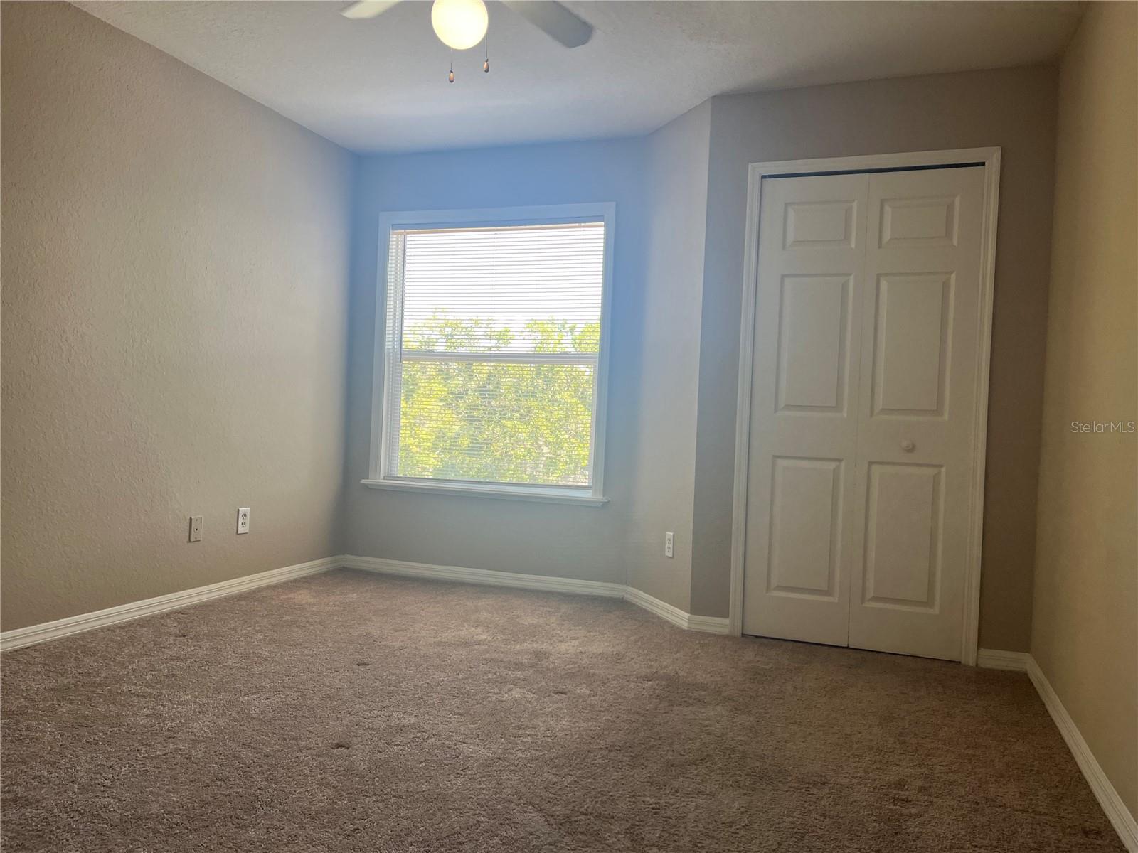 SAND LAKE PRIVATE RESIDENCES - Residential Lease